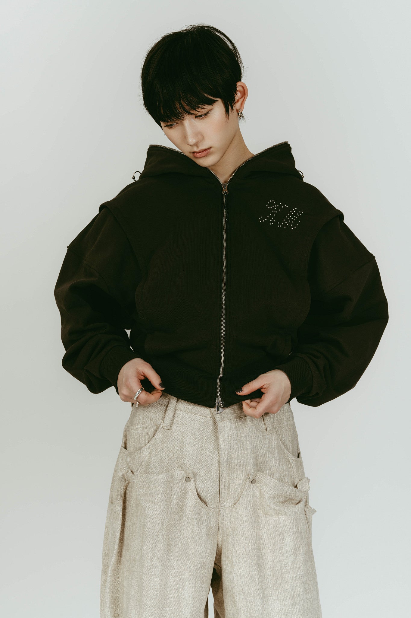 pierced hooded sweatshirt/charcoal