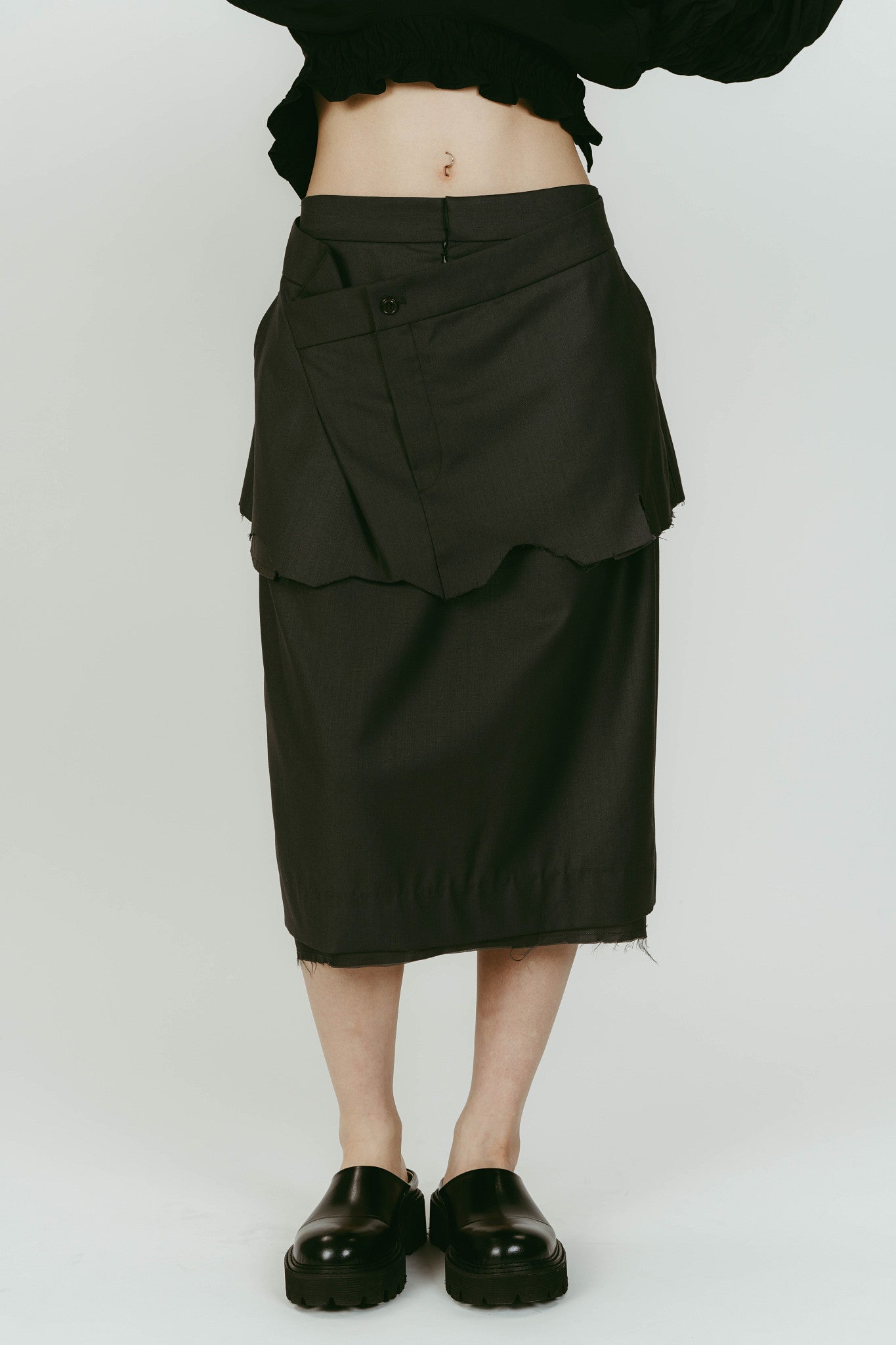 cut layered mid length skirt/gray