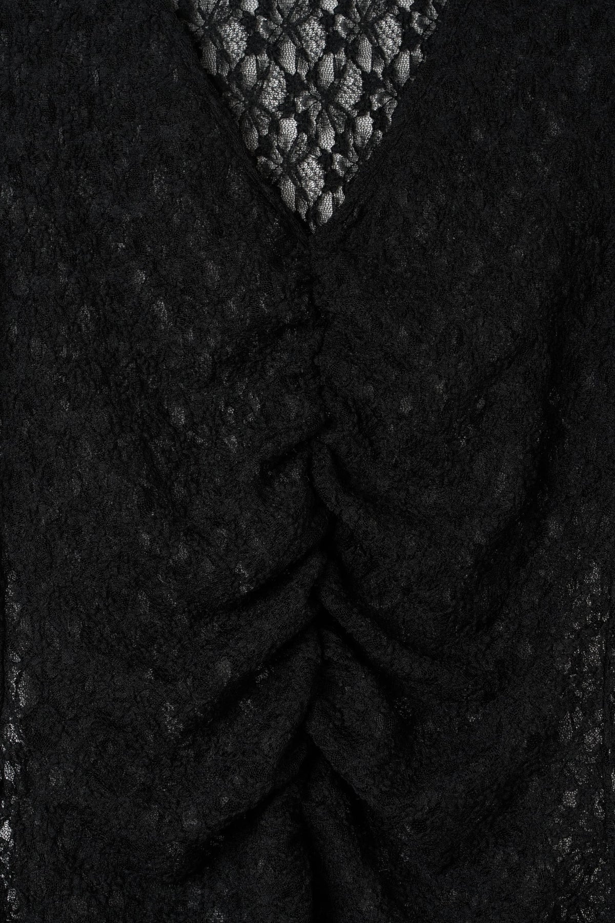lace gathered top/black