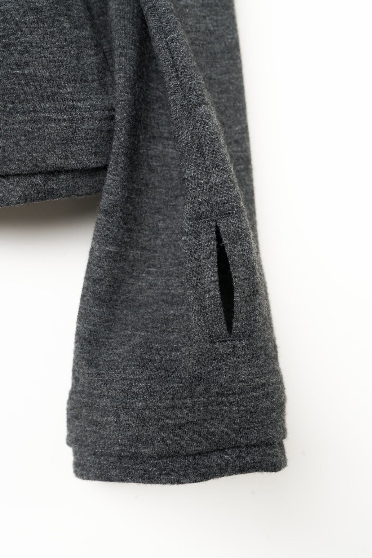 u-neck slim top/charcoal