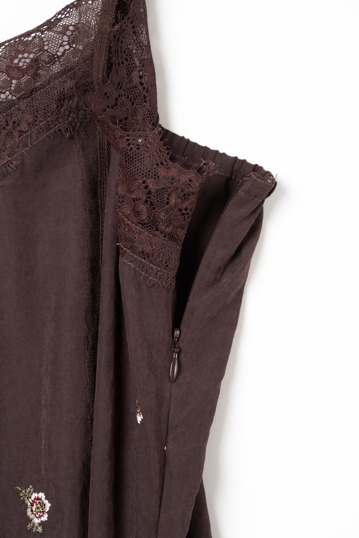 lace cami dress/brown