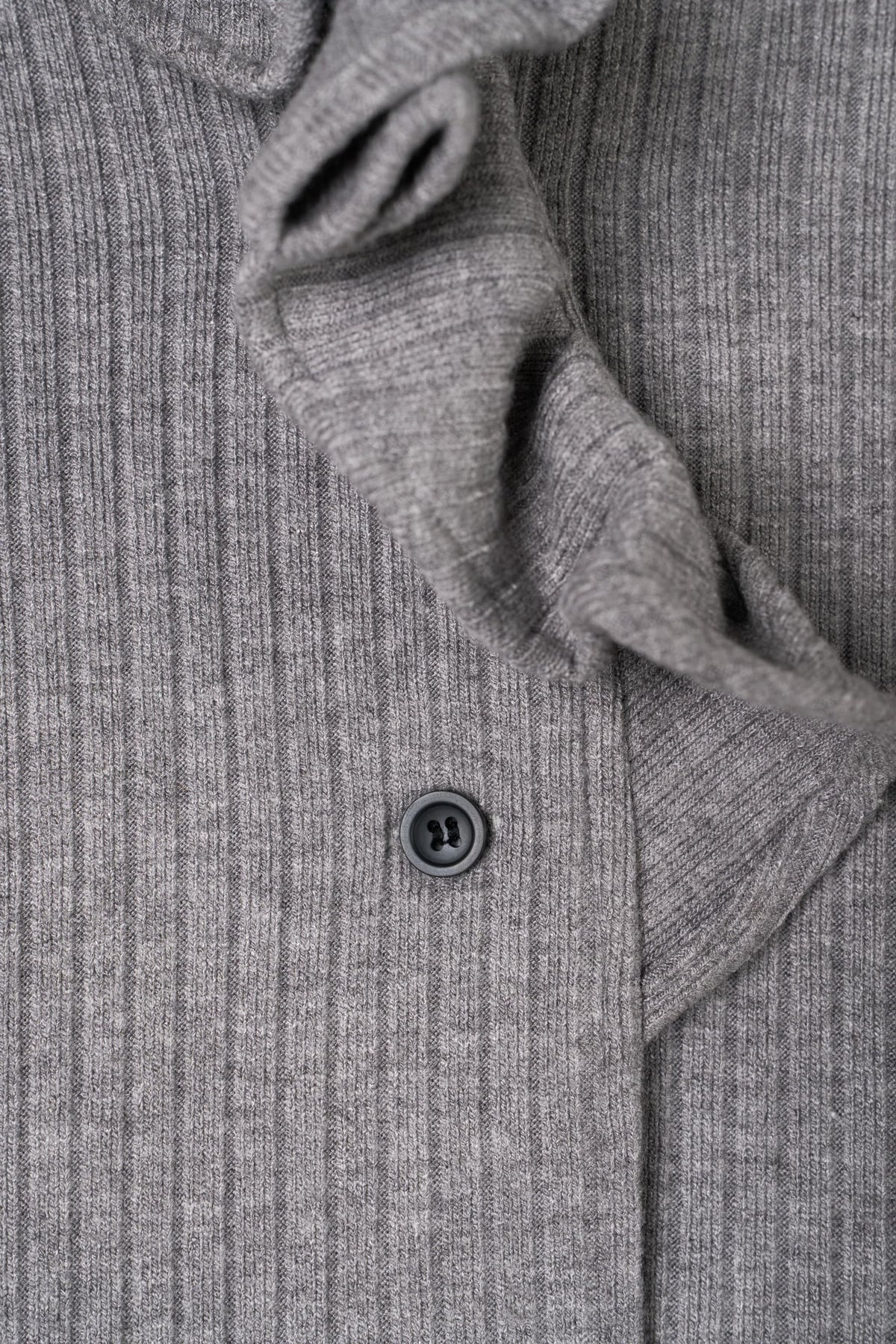drop shoulder frill knit/gray
