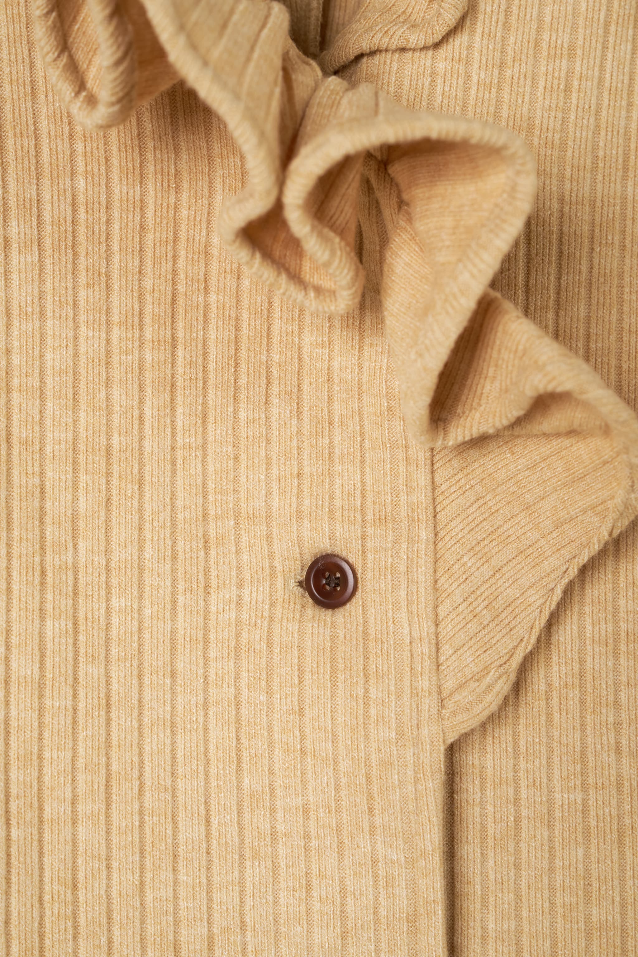 drop shoulder frill knit/yellow | KNUTH MARF