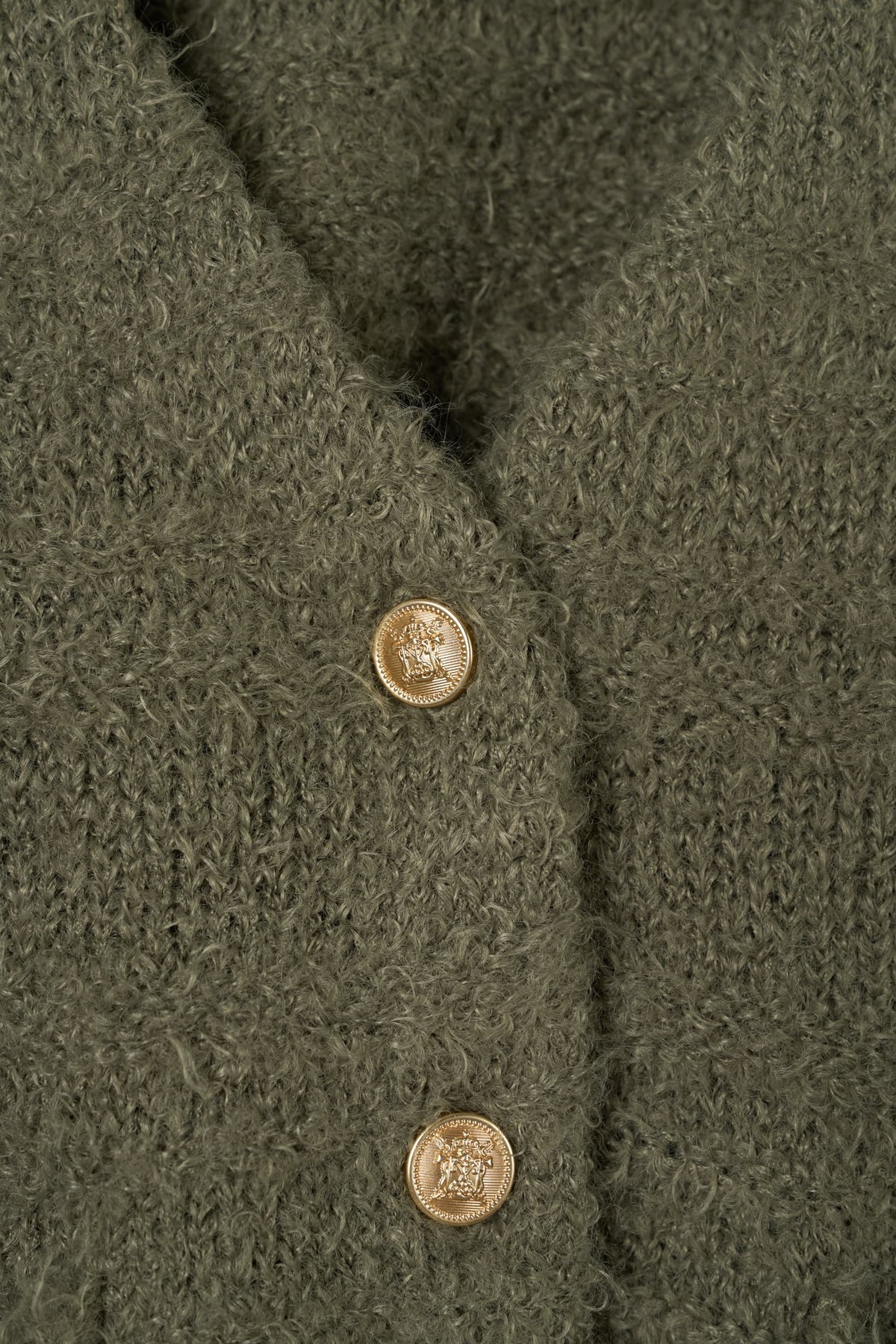 gold button trad cardigan/khaki