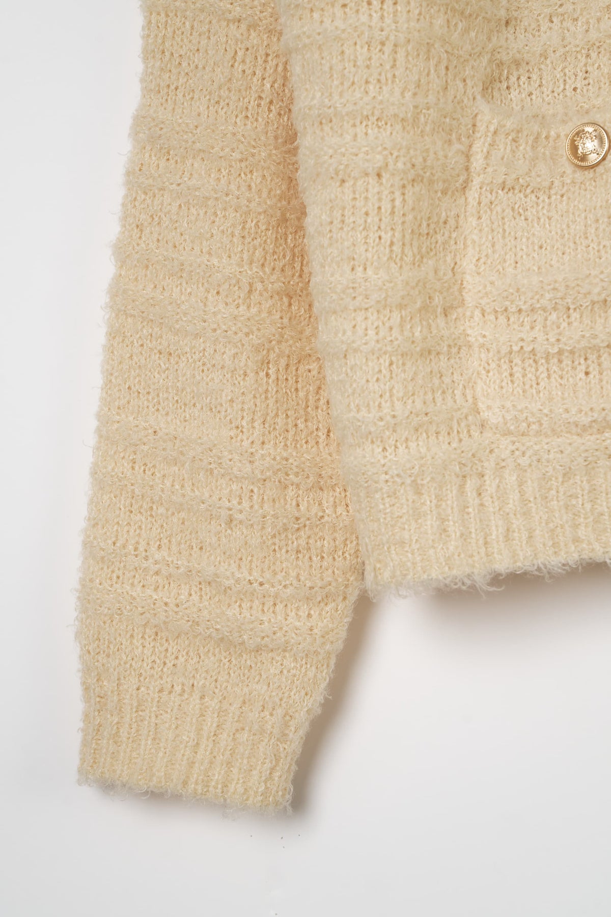 gold button trad cardigan/cream