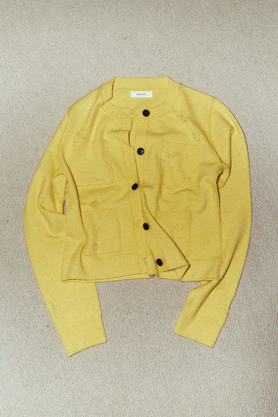 damaged pocket knit/yellow
