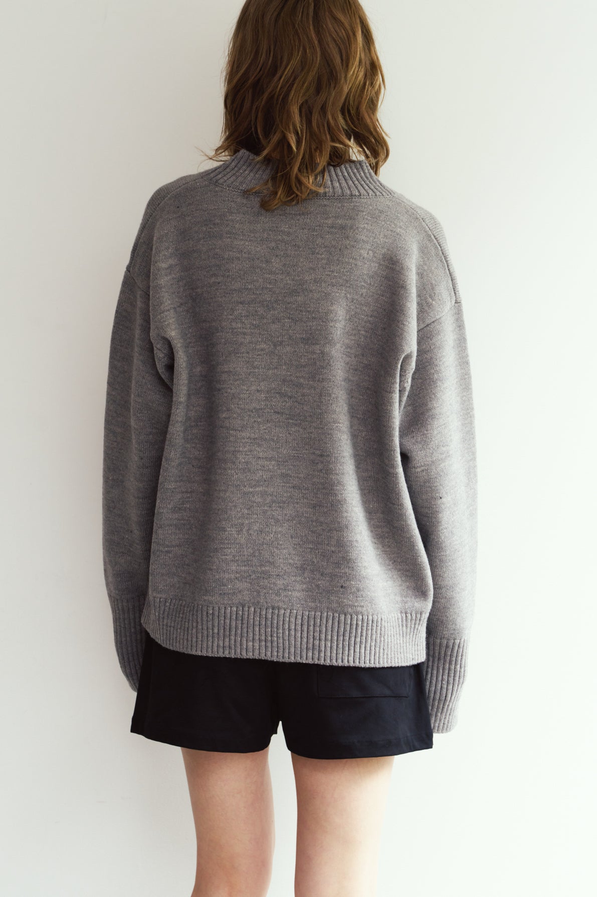 2-piece cardigan/gray