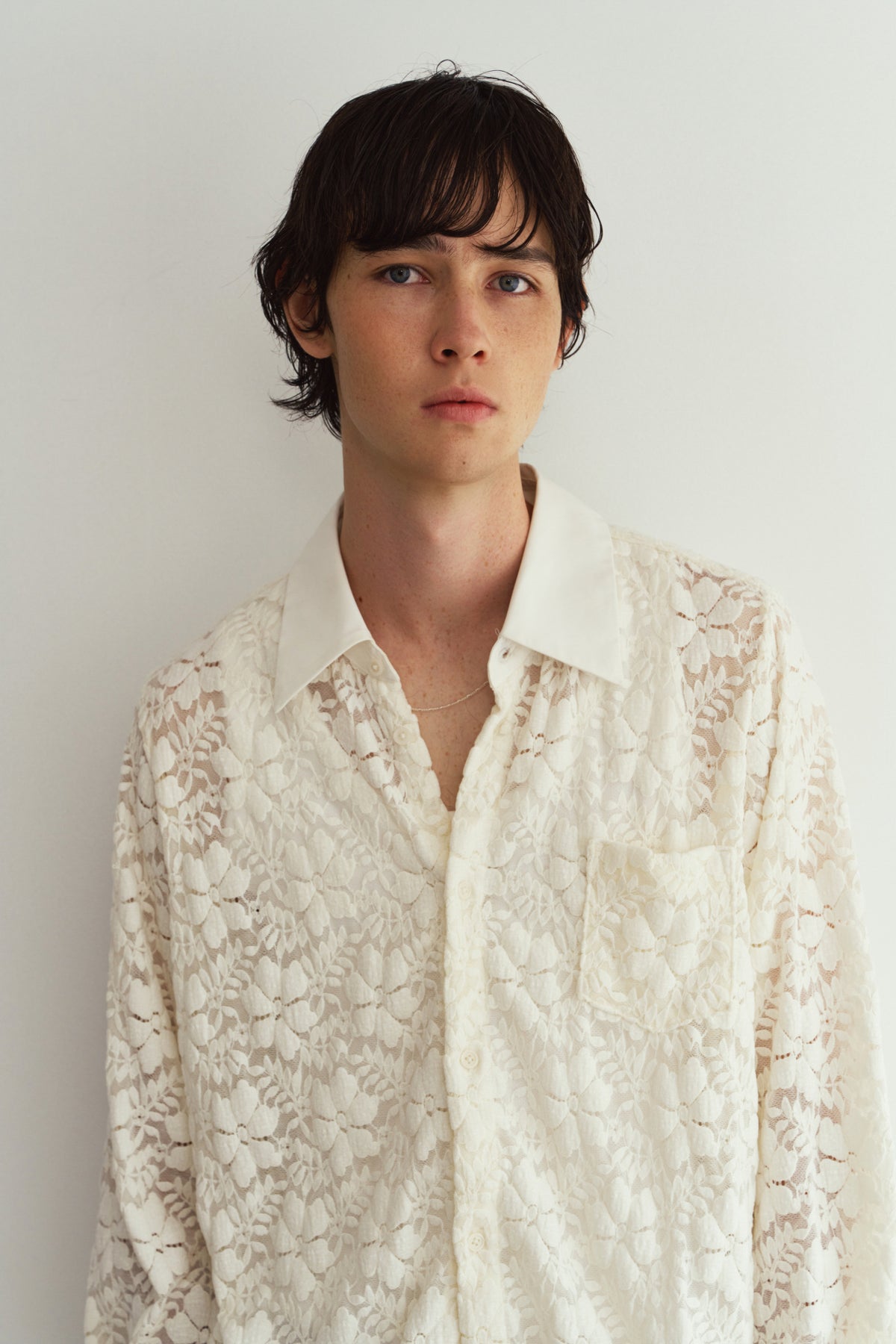 over lace shirt/white