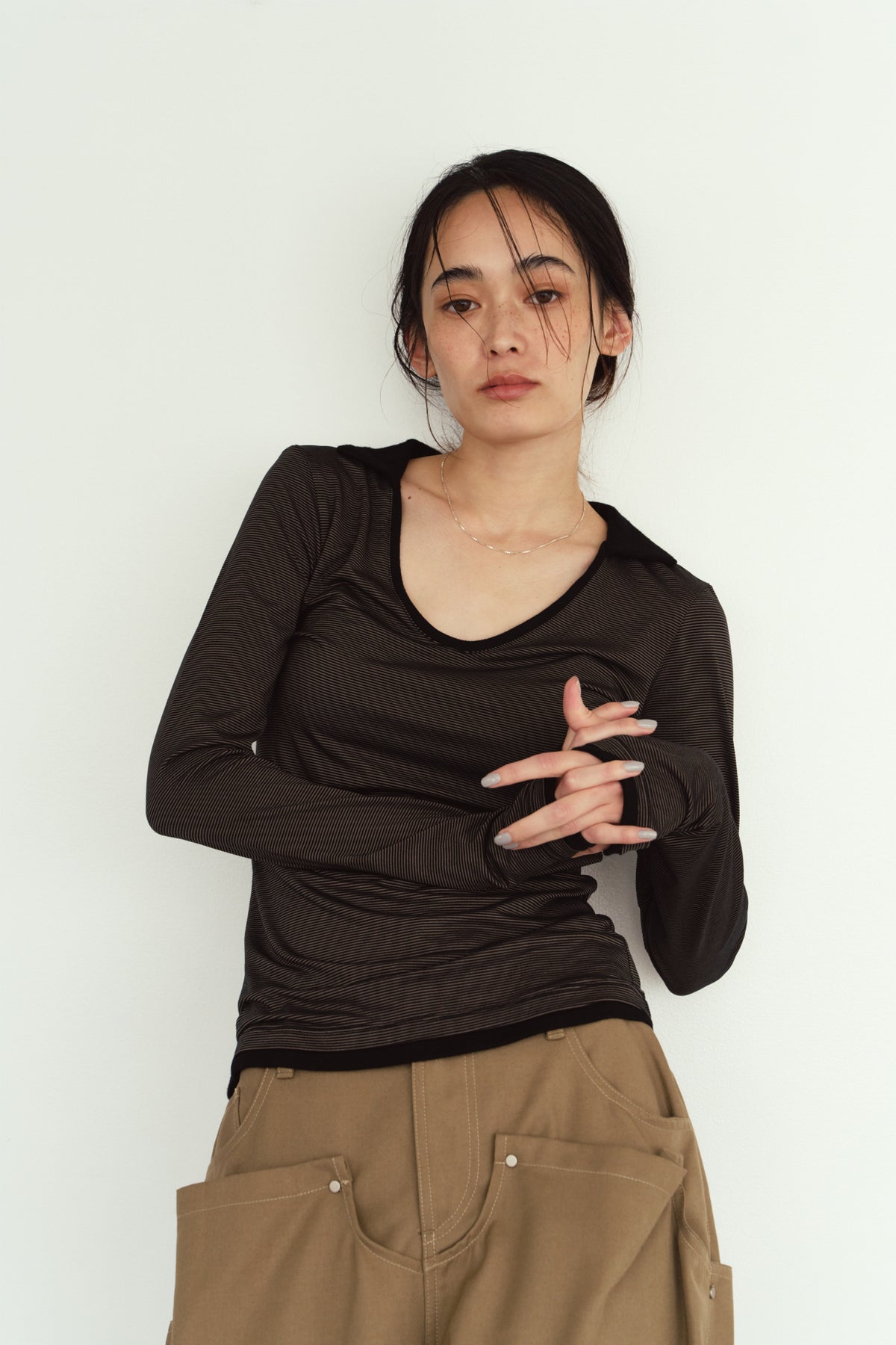 u-neck slim top/black