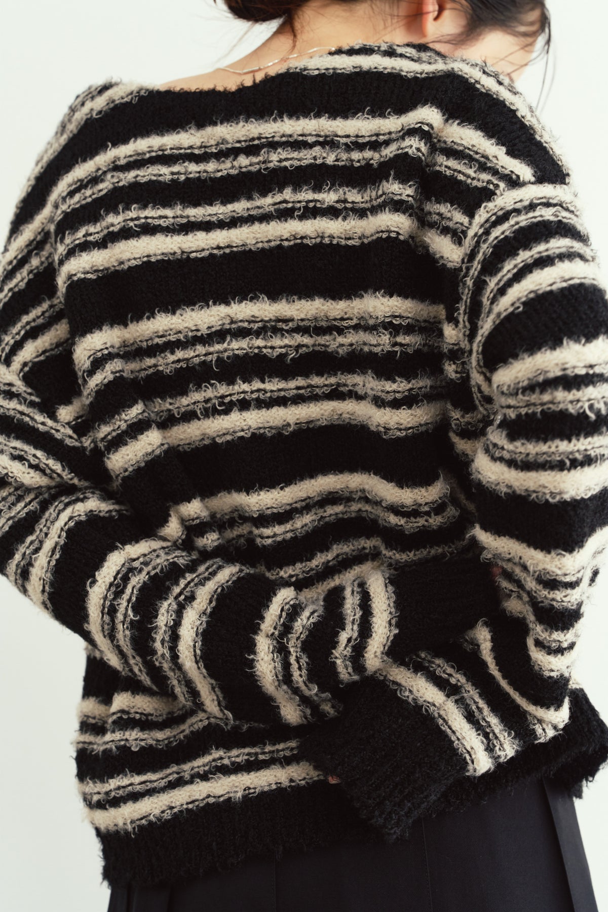 gold button trad cardigan/black