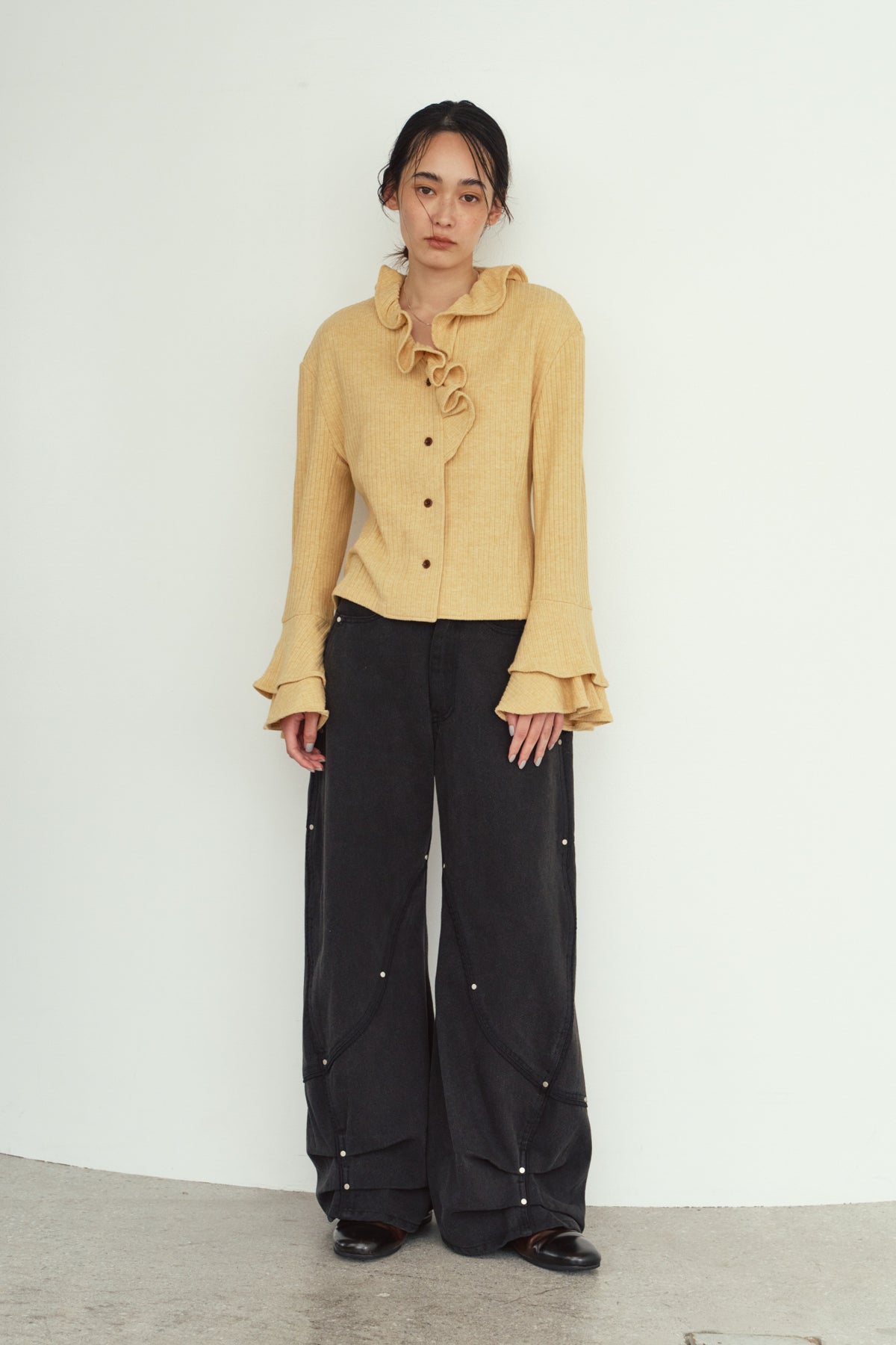 drop shoulder frill knit/yellow