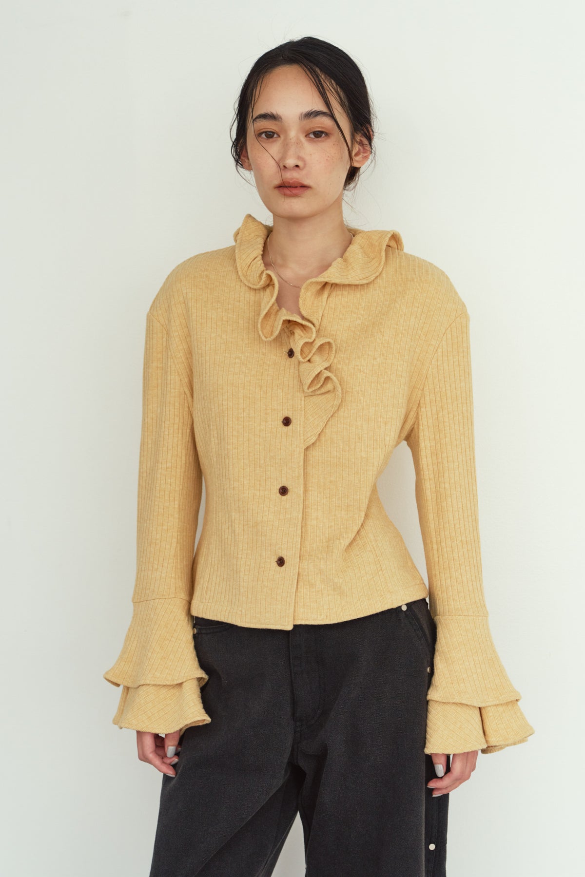 drop shoulder frill knit/yellow