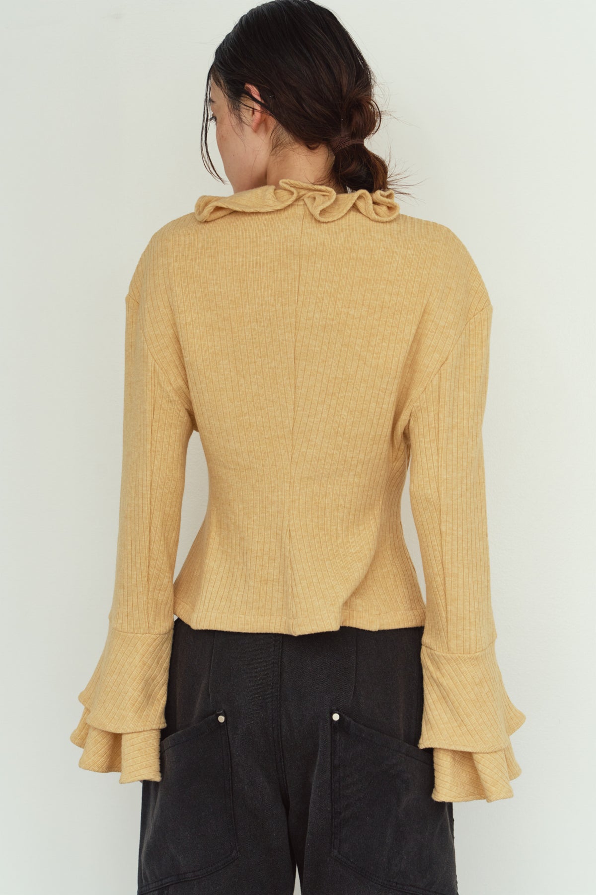 drop shoulder frill knit/yellow