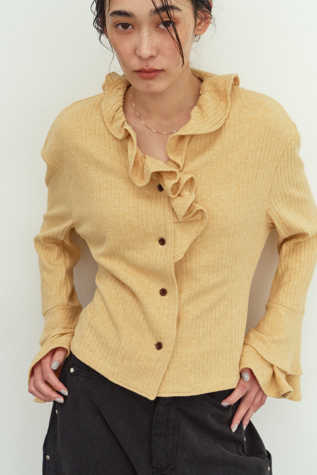drop shoulder frill knit/yellow