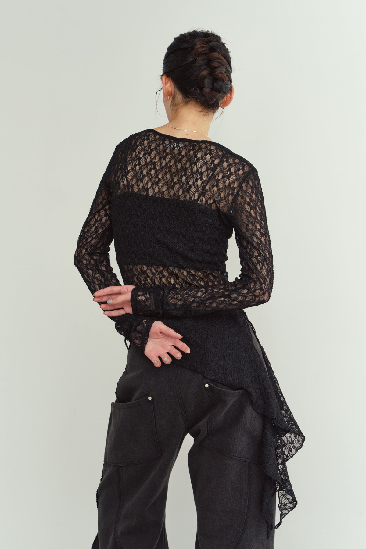 lace gathered top/black