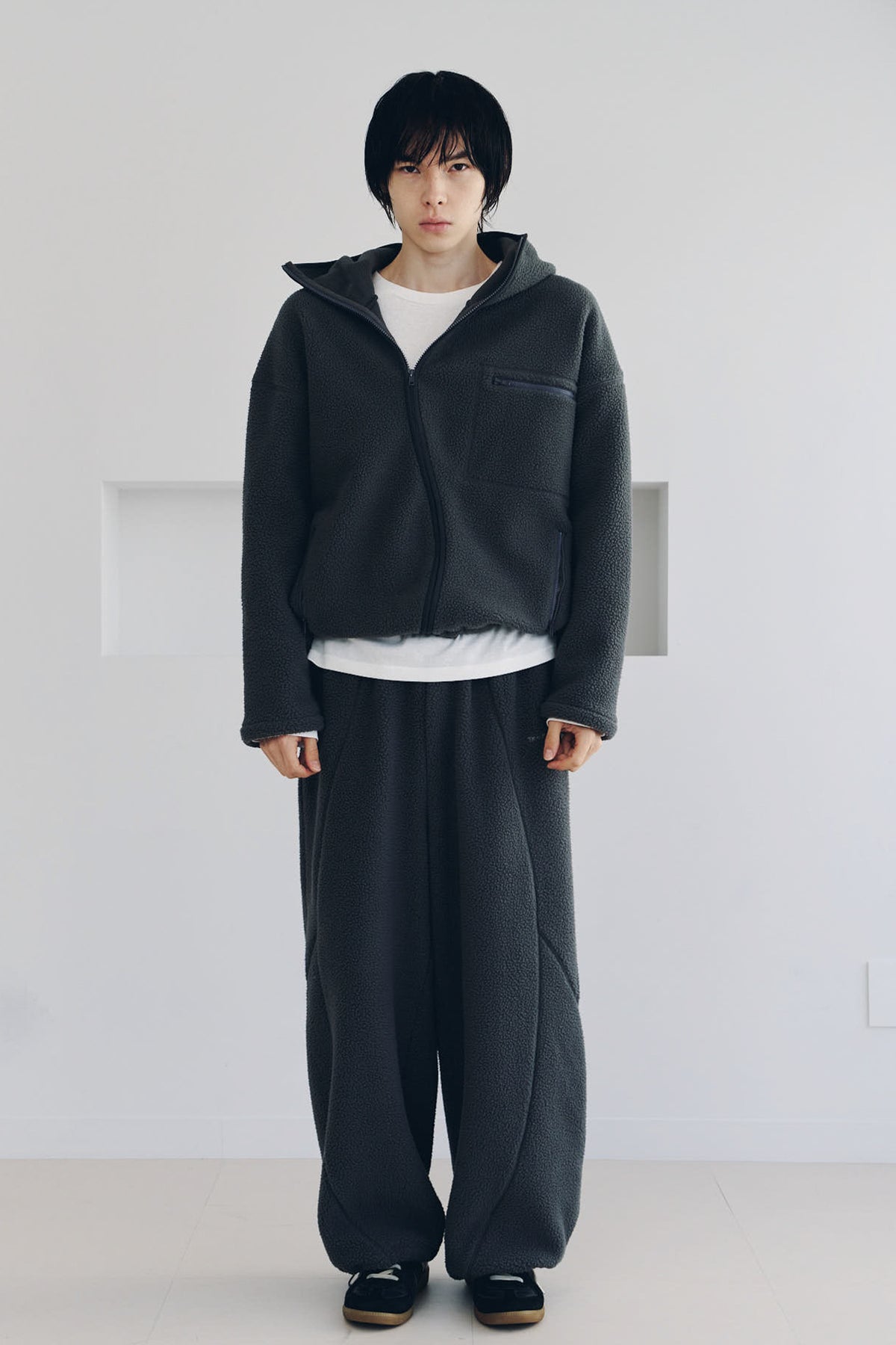 curved zip boa hoodie(unisex)/gray