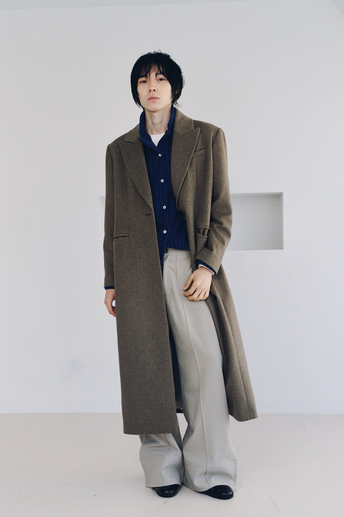 single-breasted long coat/beige