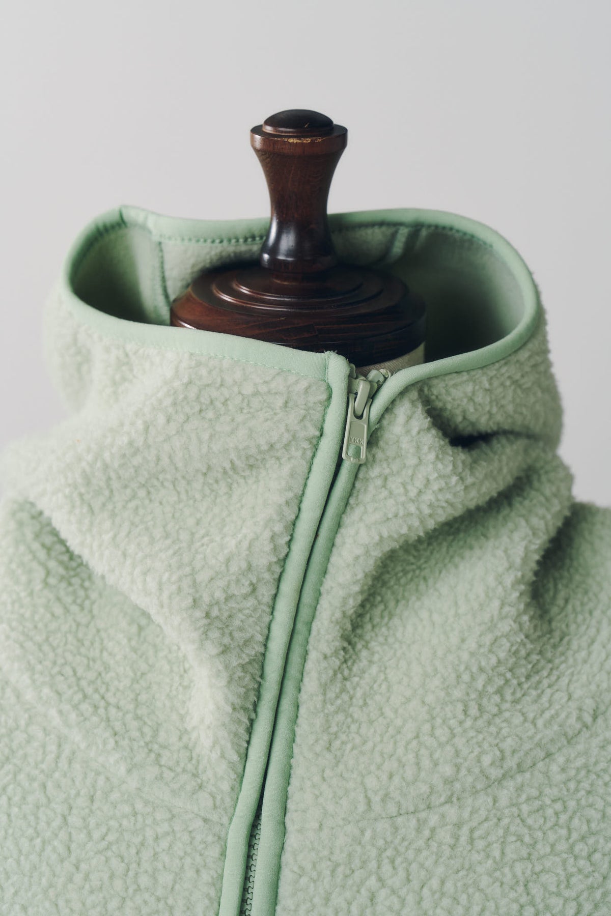 curved zip boa hoodie(unisex)/mint
