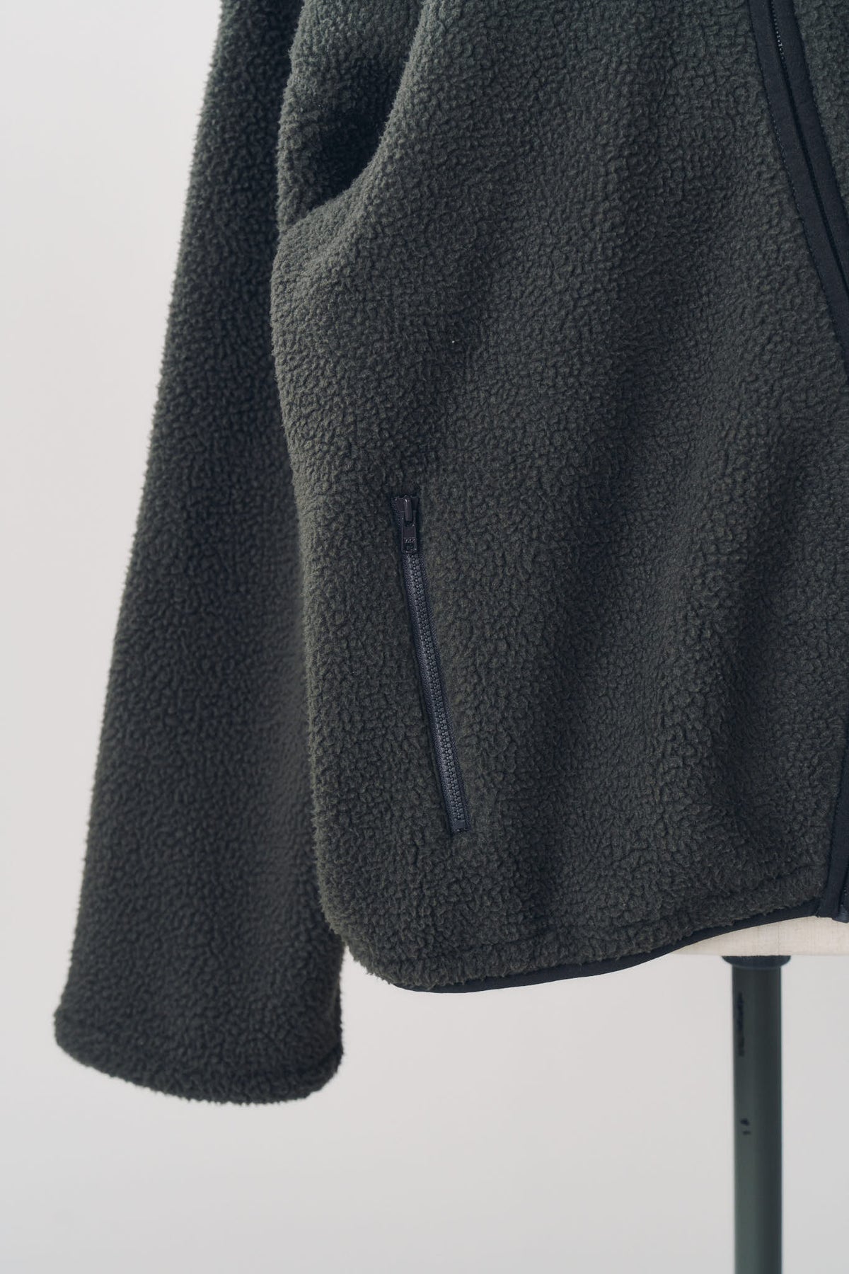 curved zip boa hoodie(unisex)/gray