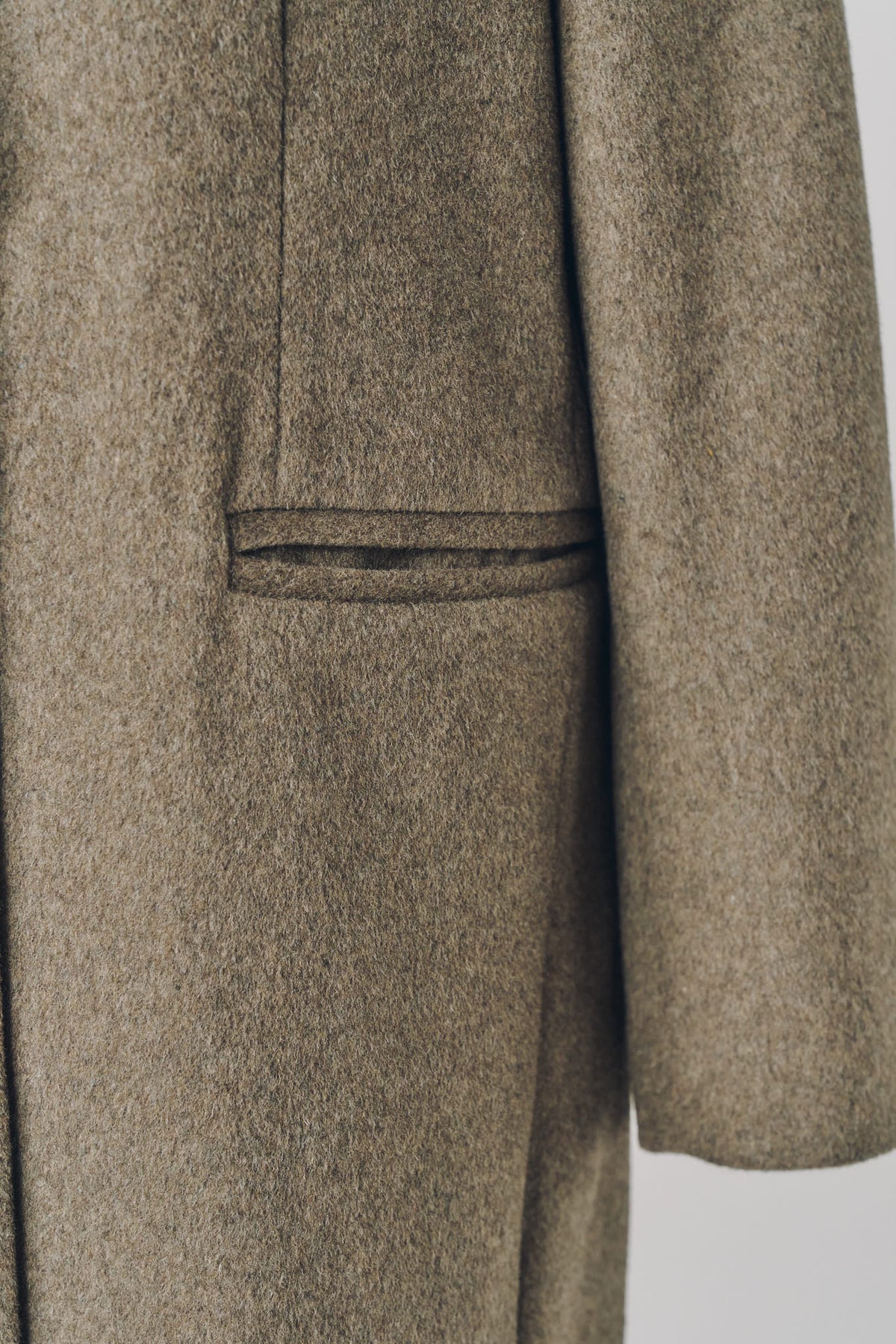 single-breasted long coat/beige