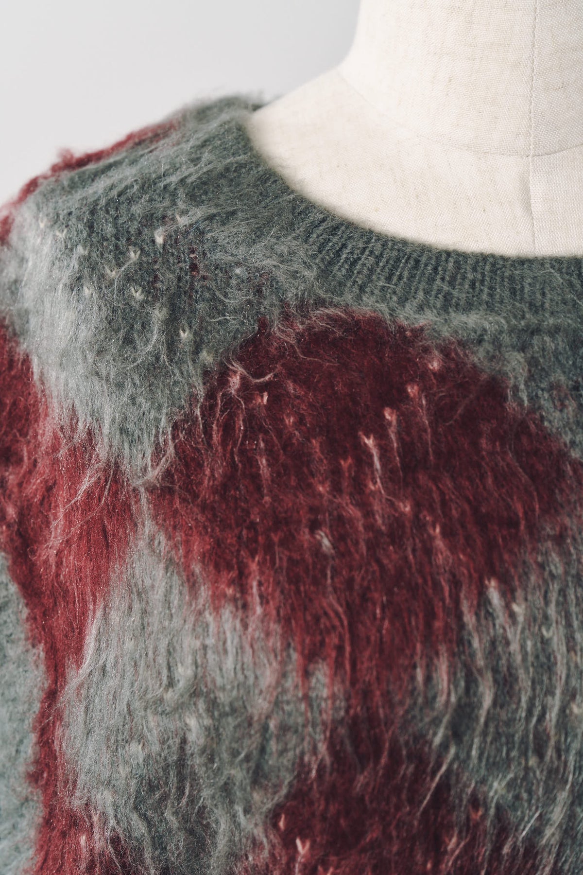 argyle knit vest/red