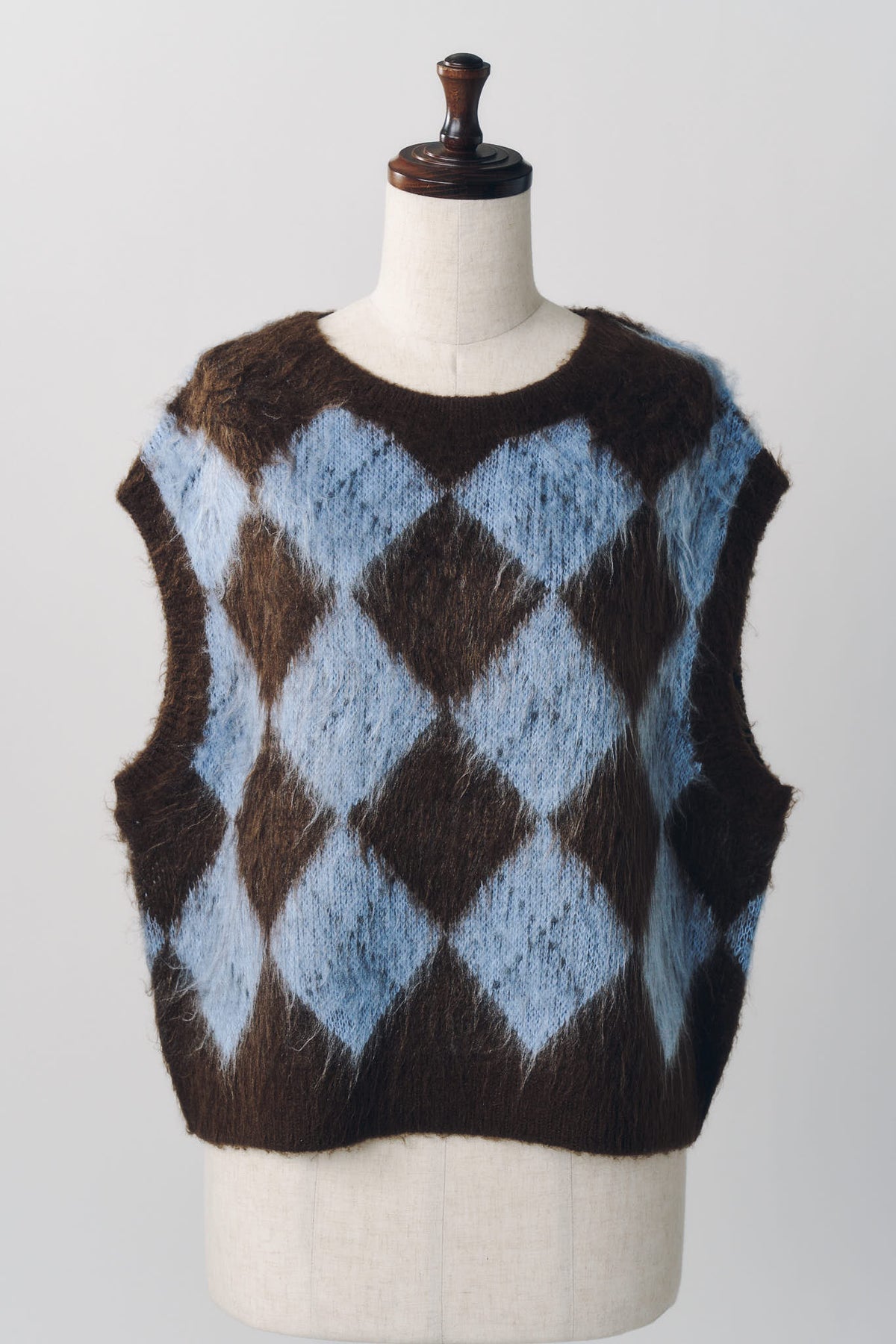 argyle knit vest/brown