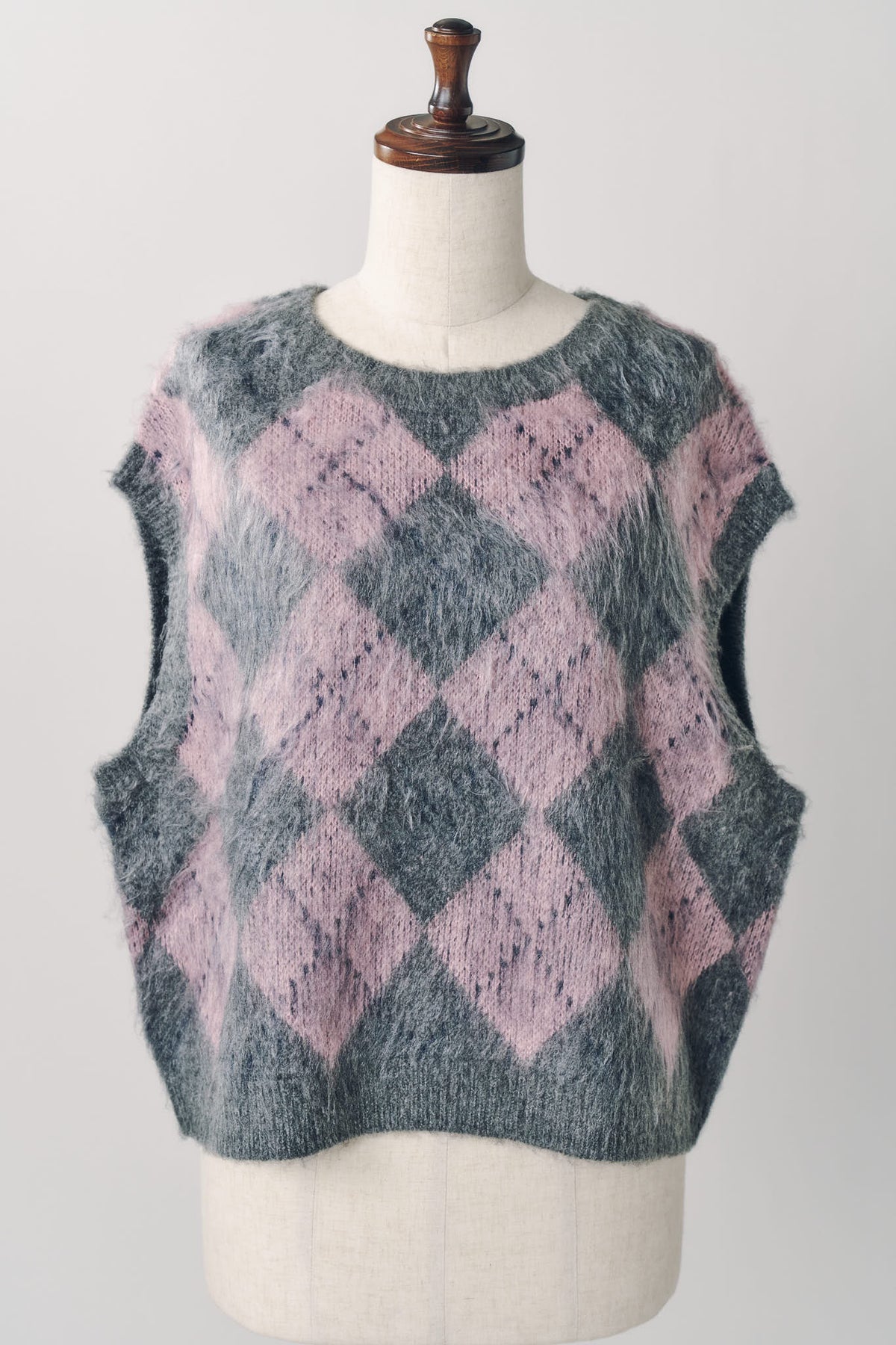 argyle knit vest/pink