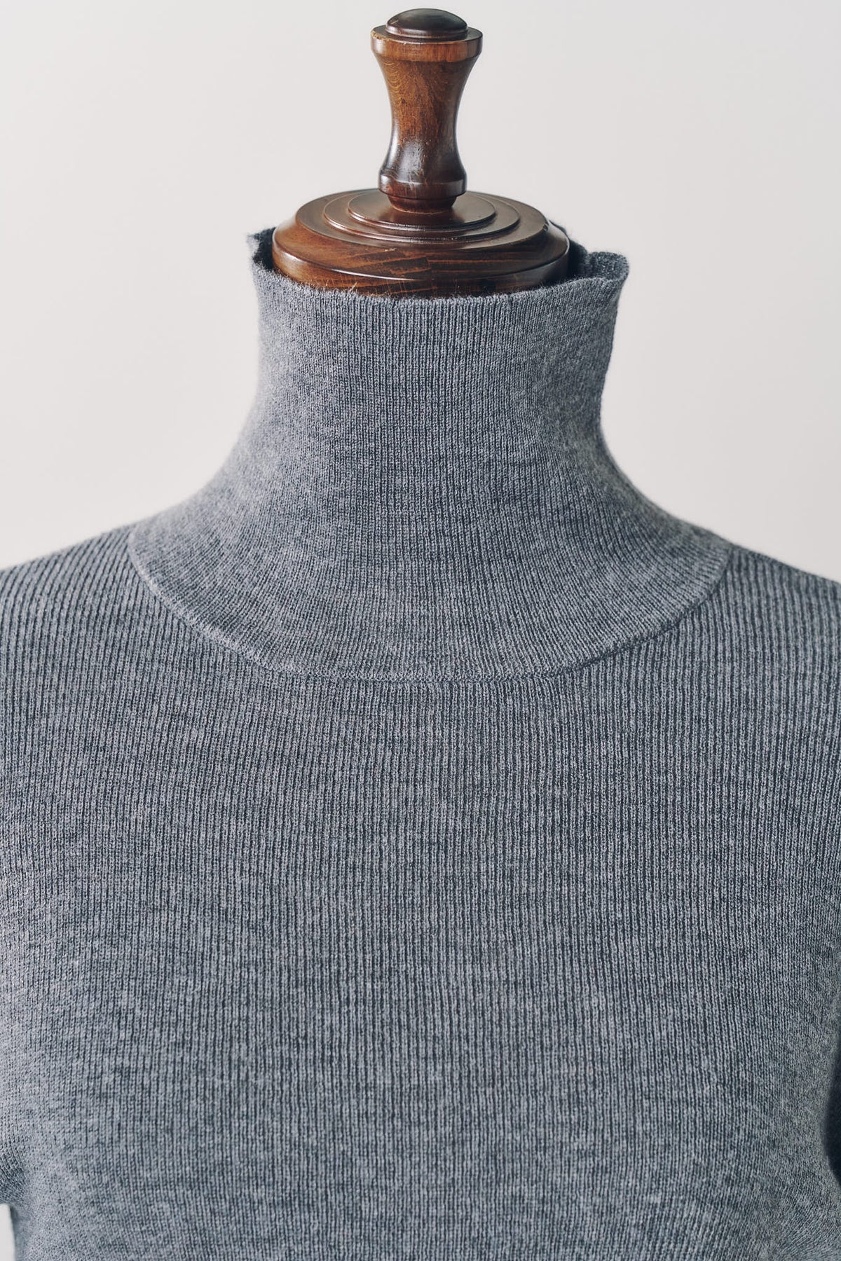 frill high neck knit/gray