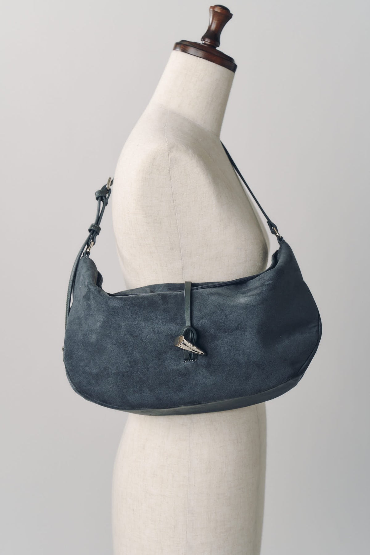 toggle suede bag/2color