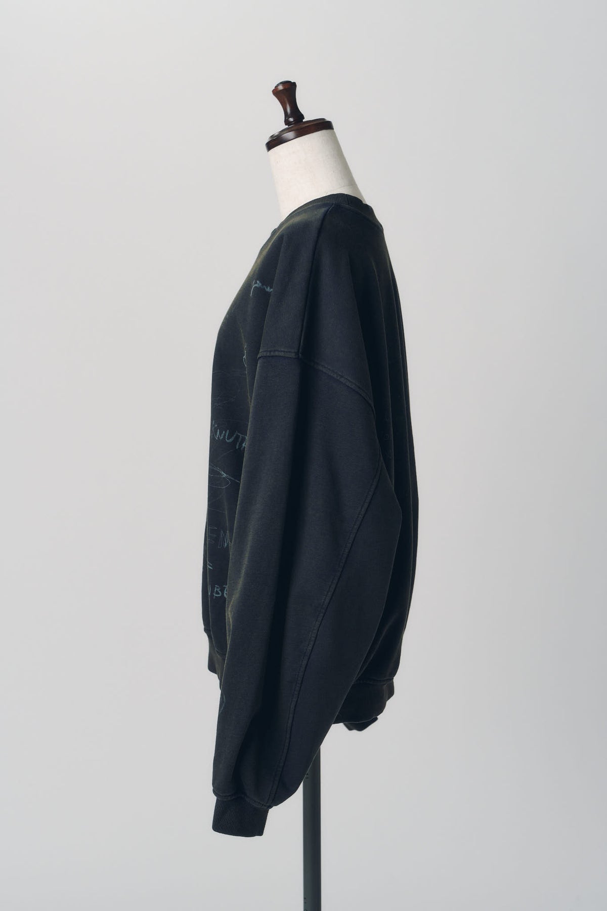 message sweatshirt(unisex)/charcoal