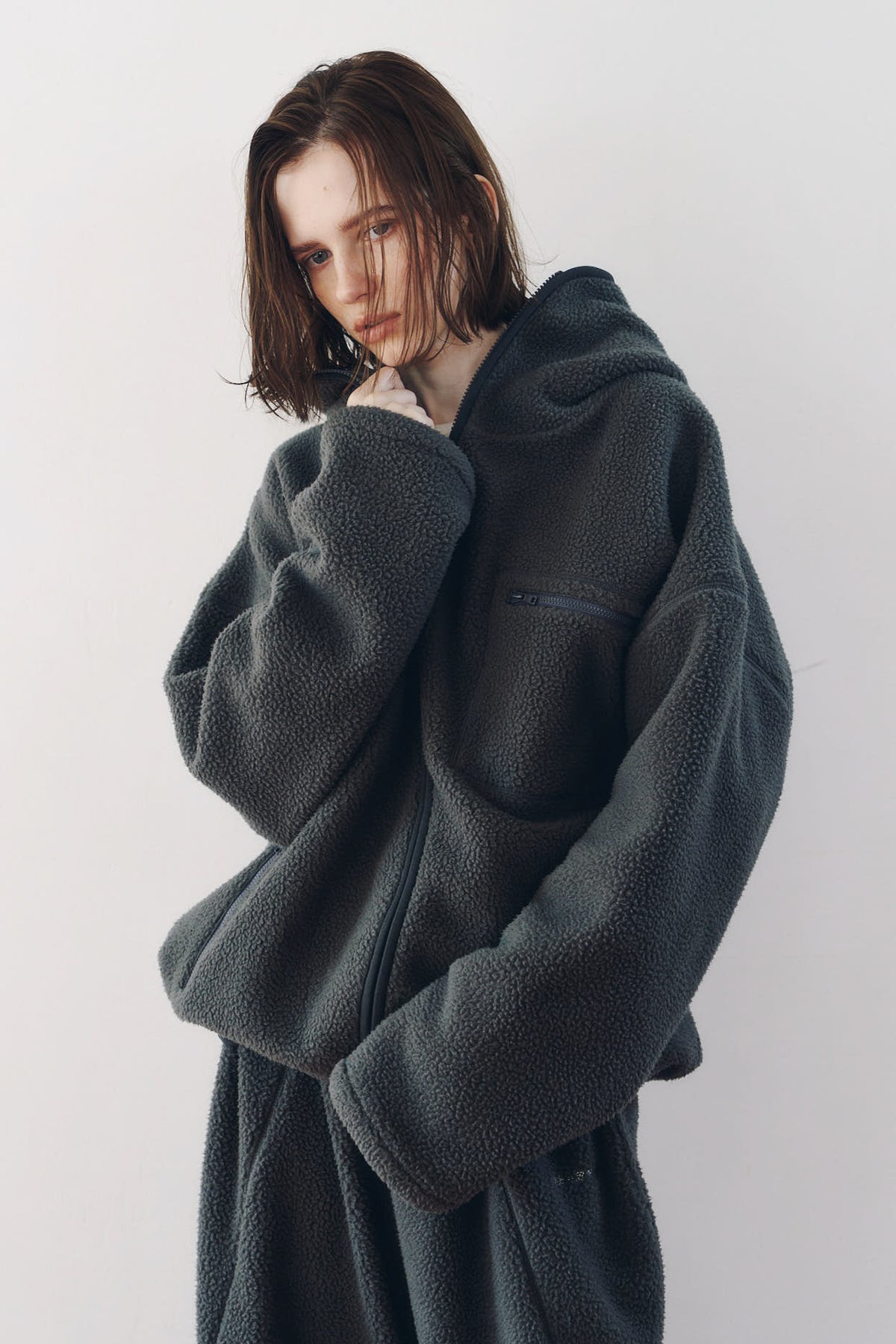 curved zip boa hoodie(unisex)/gray