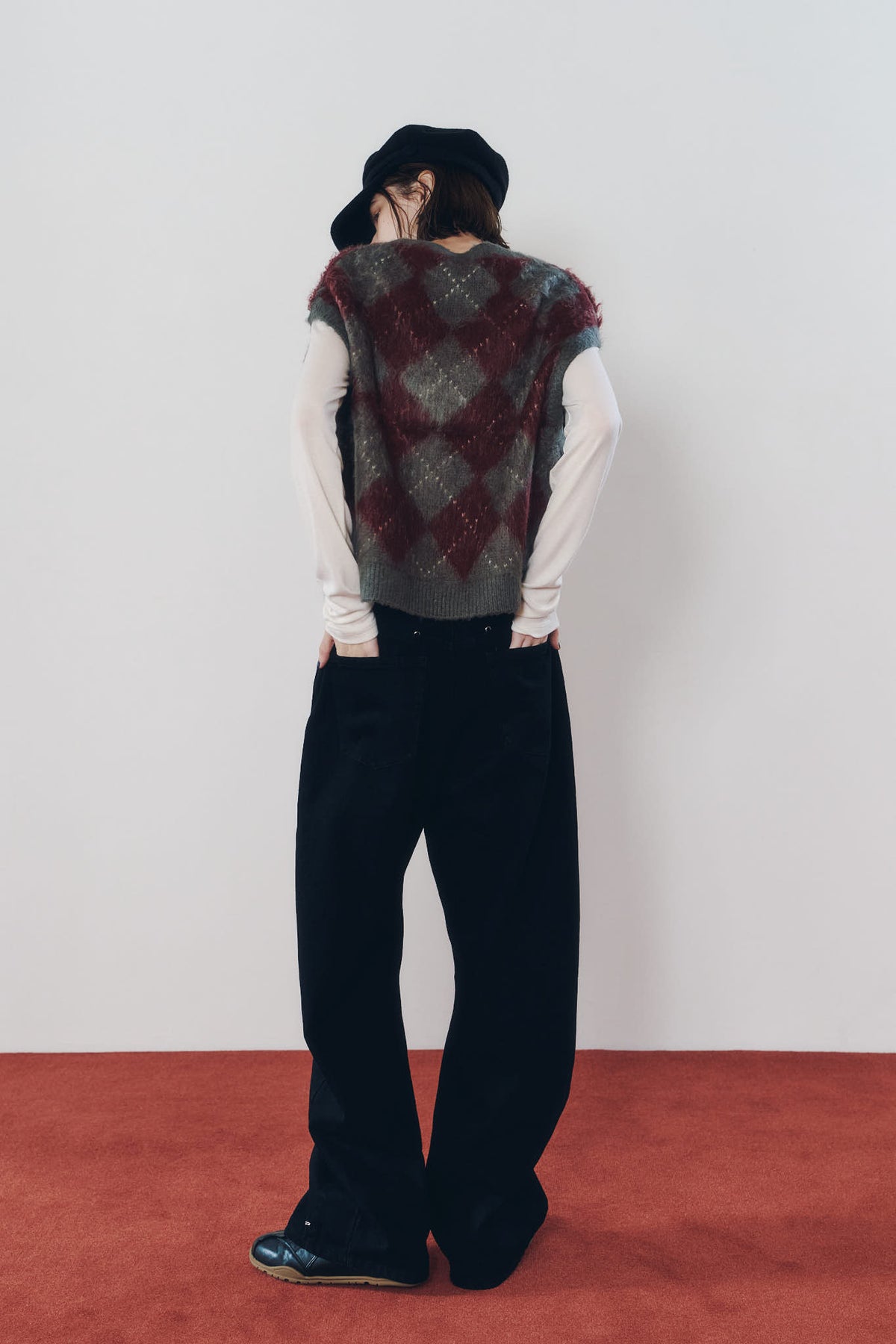 argyle knit vest/red
