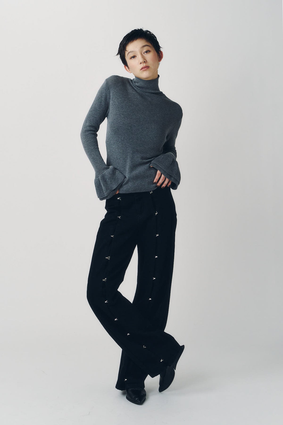 frill high neck knit/gray