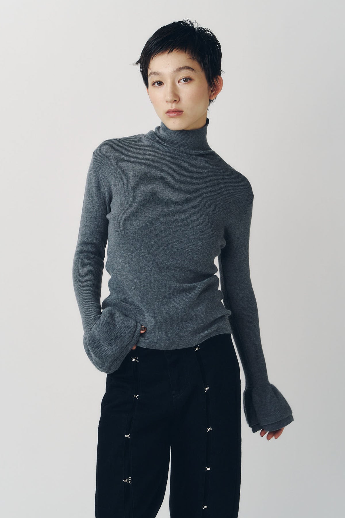 frill high neck knit/gray