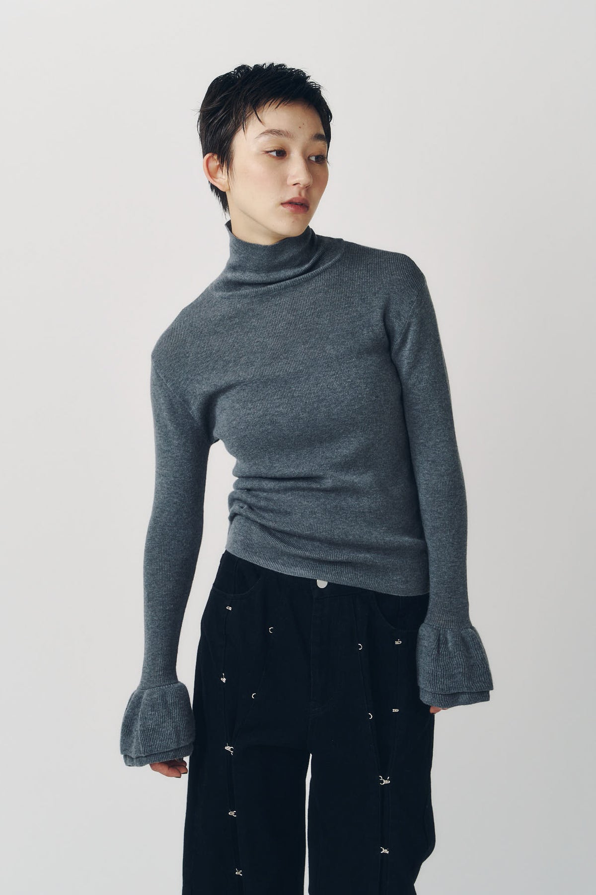 frill high neck knit/gray