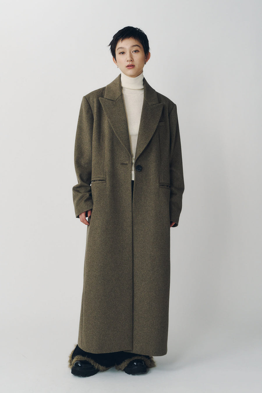 single-breasted long coat/beige
