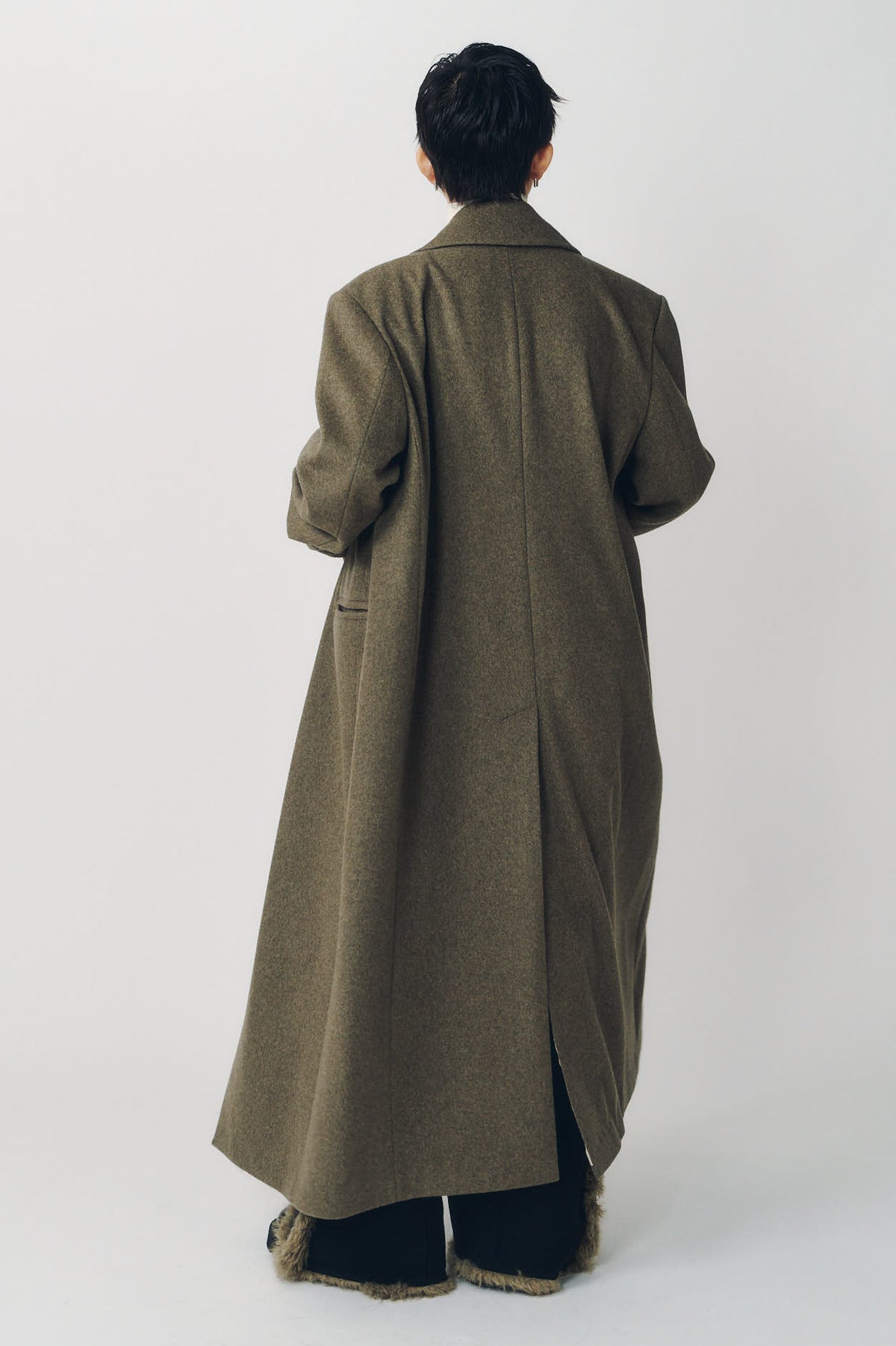 single-breasted long coat/beige
