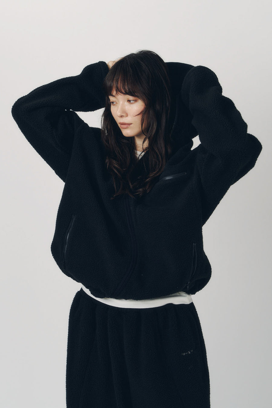 curved zip boa hoodie(unisex)/black