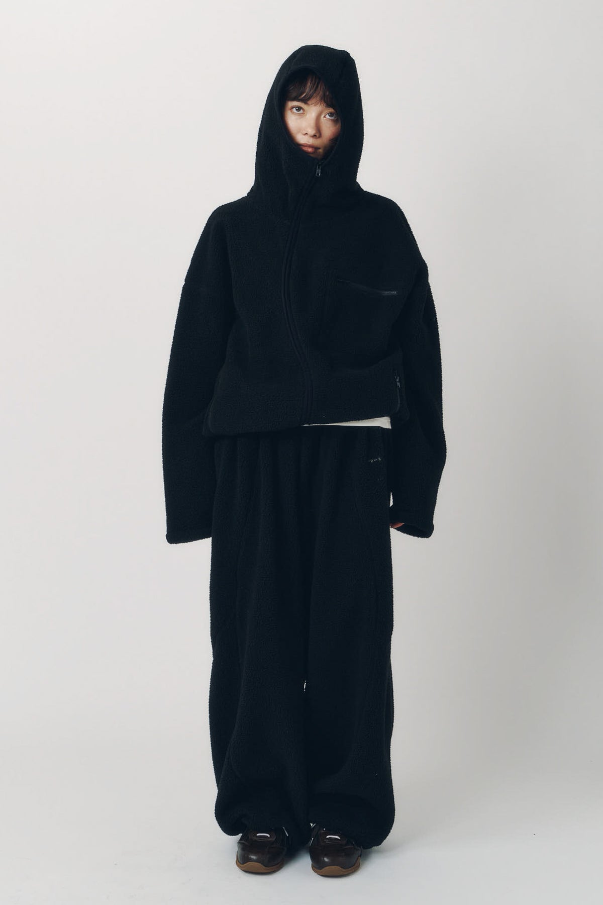 curved zip boa hoodie(unisex)/black