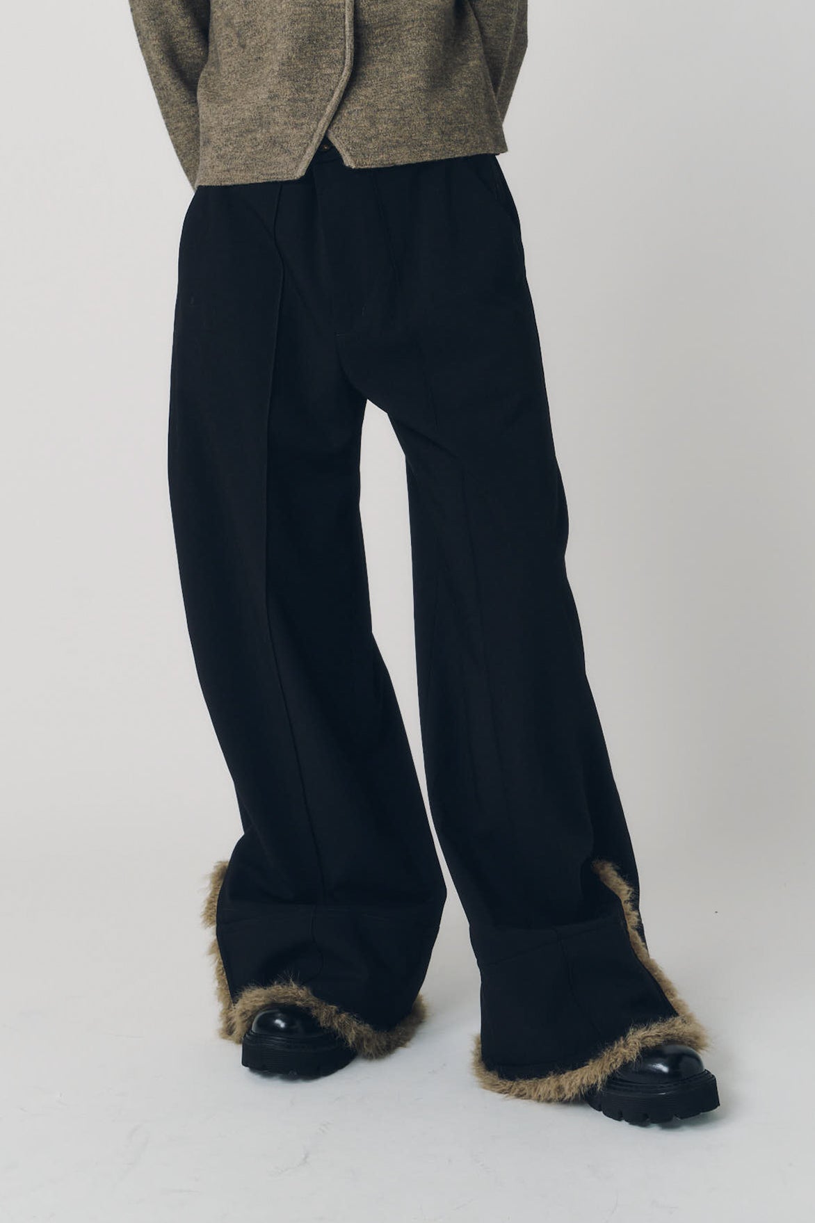 double hem fur trousers(unisex)/blackfur