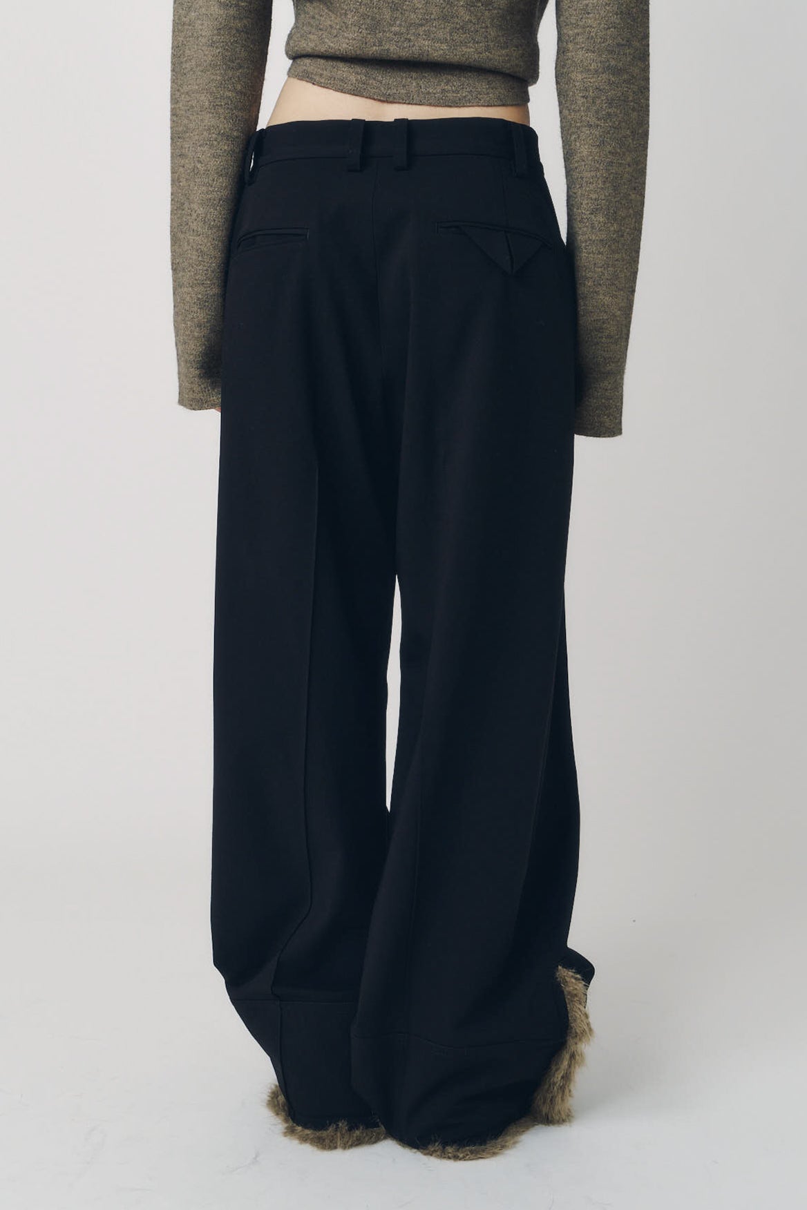 double hem fur trousers(unisex)/blackfur