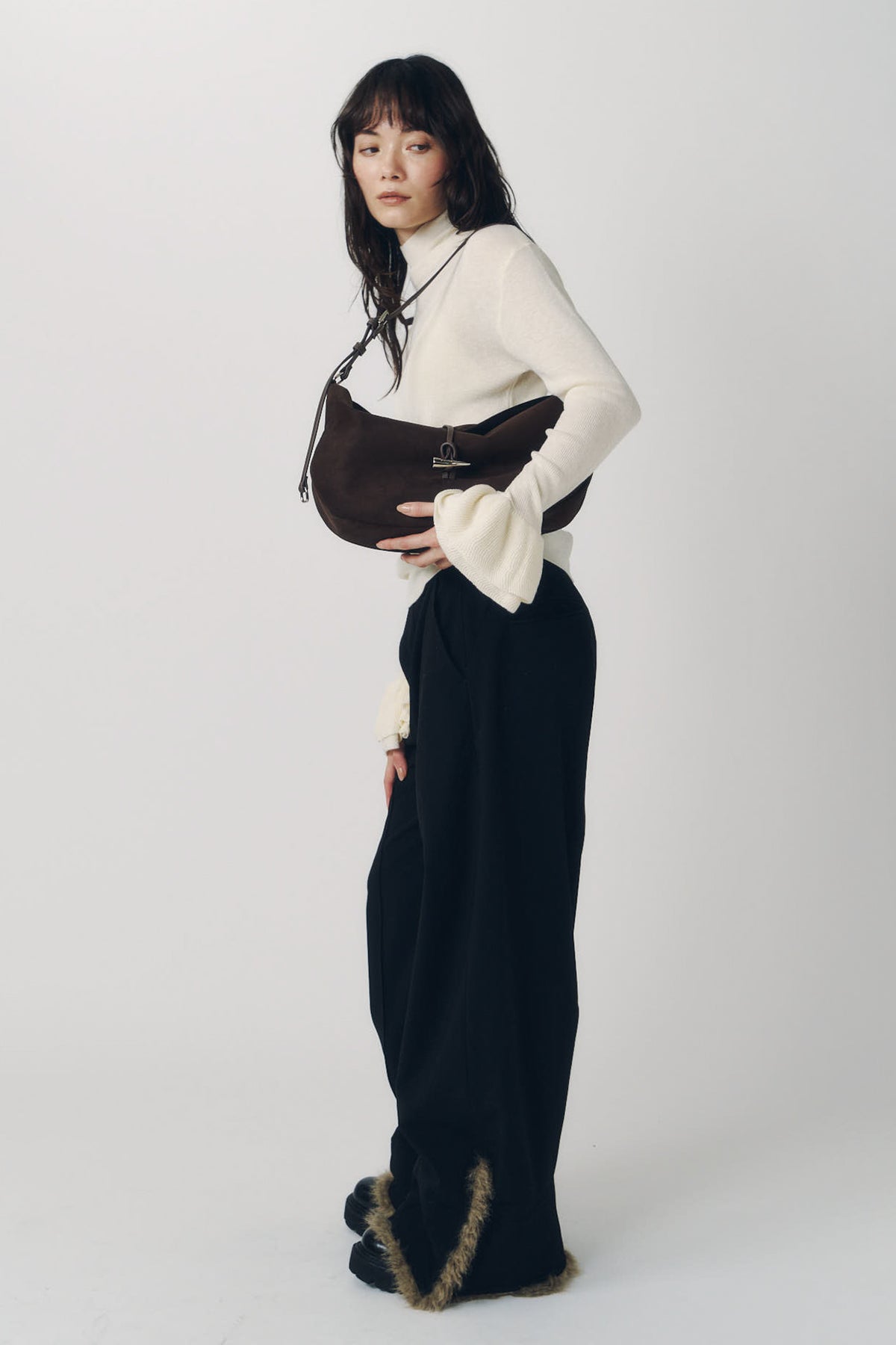 toggle suede bag/2color