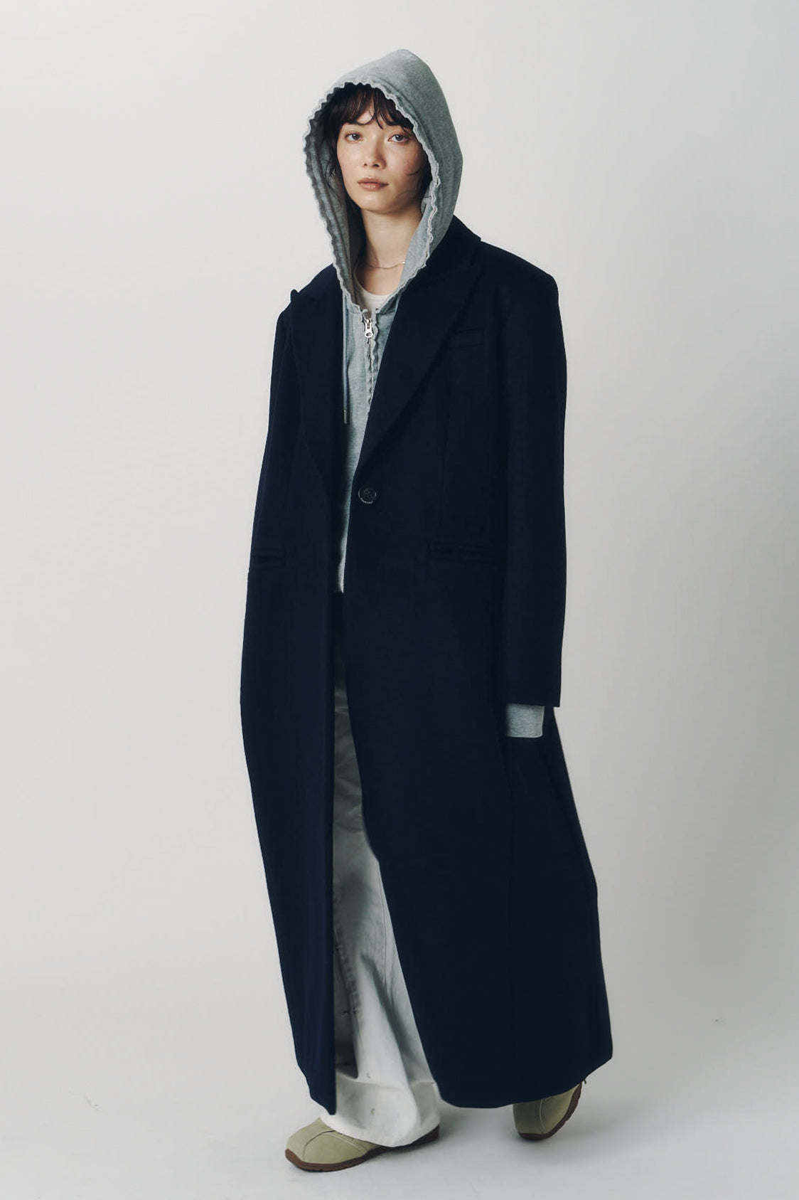 single-breasted long coat/navy