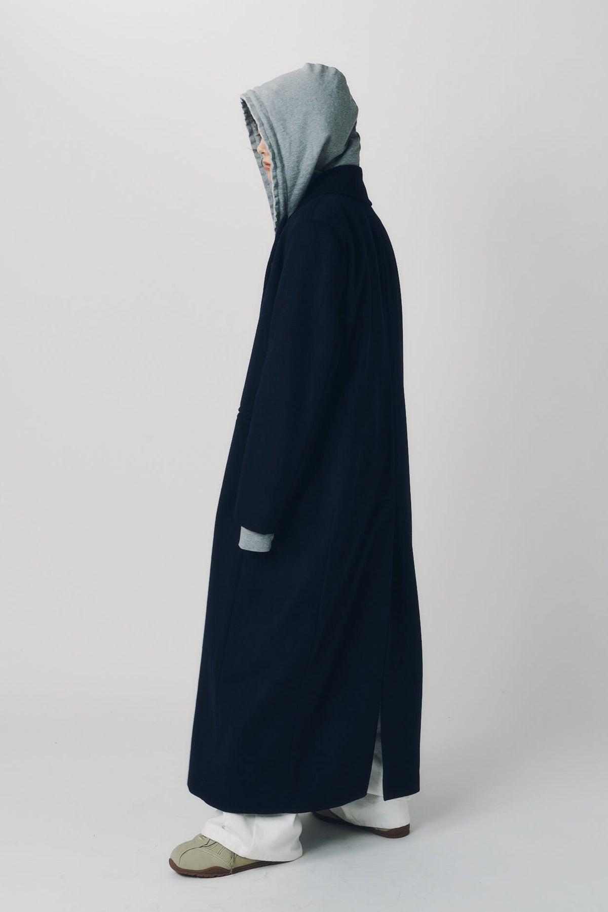 single-breasted long coat/navy