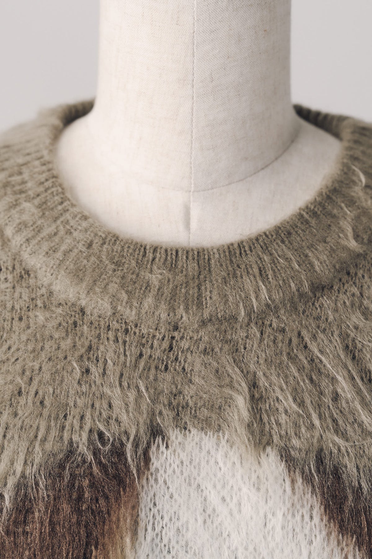dalmatian shaggy knit(unisex)/beige