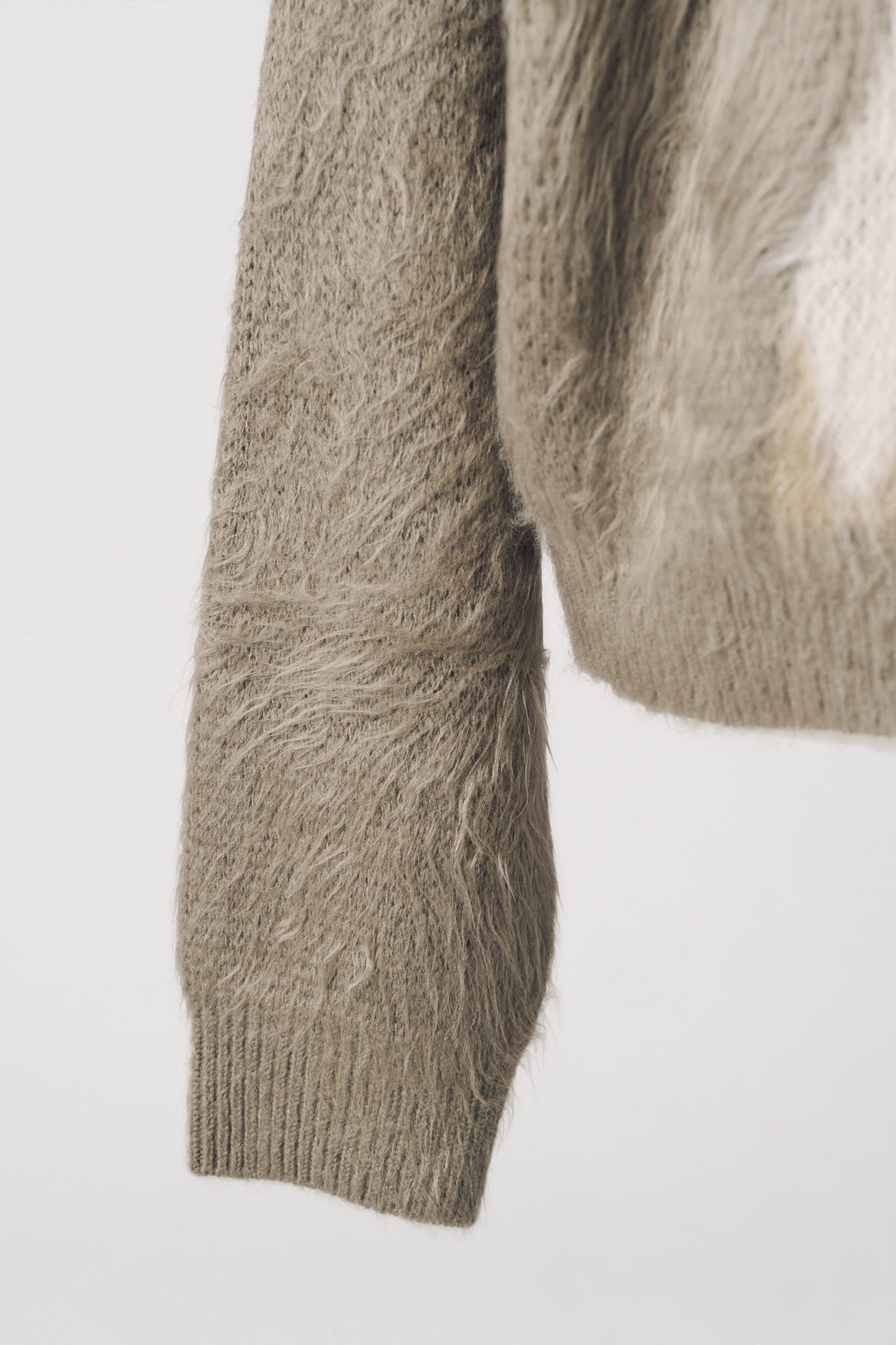 dalmatian shaggy knit(unisex)/beige