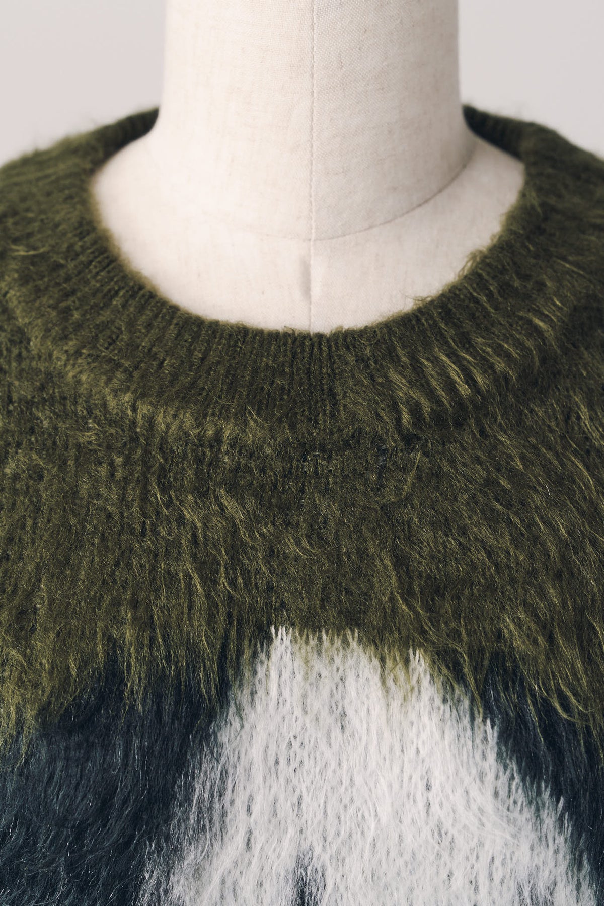 dalmatian shaggy knit(unisex)/green