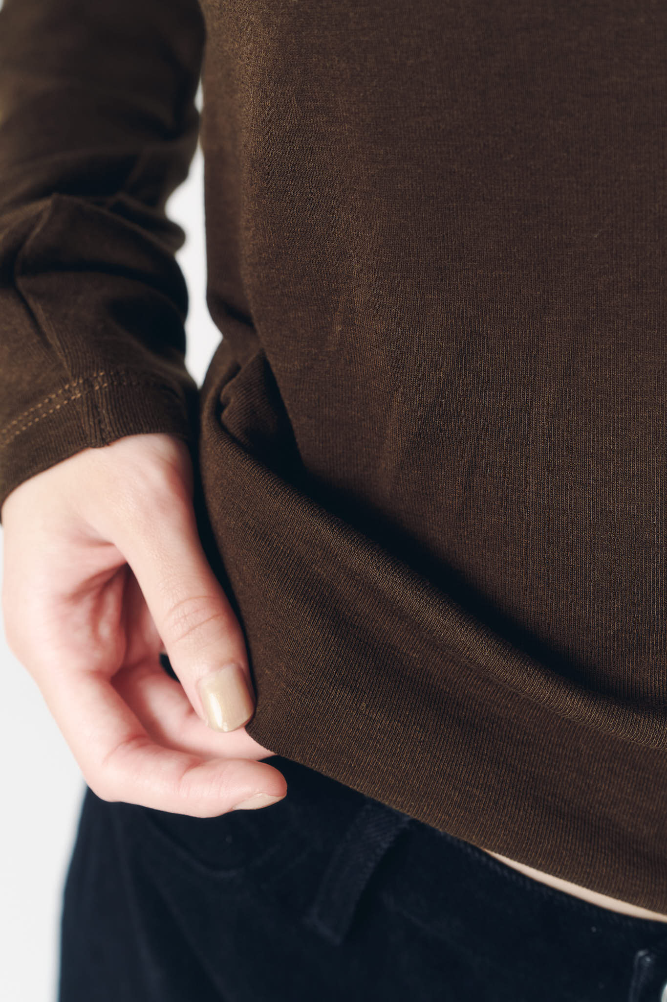 basic fitted pack tee/brown
