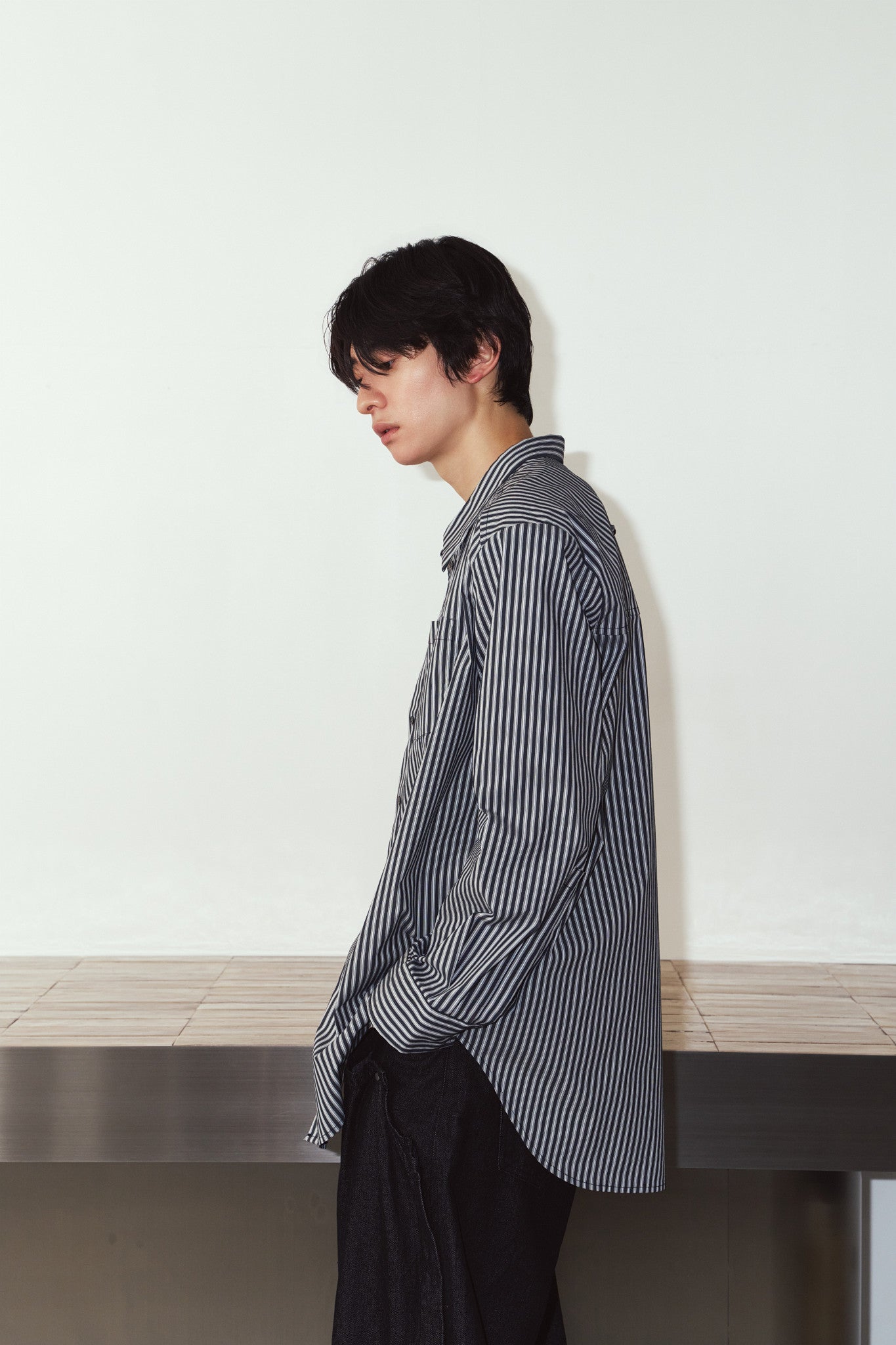 label over shirt(unisex)/black