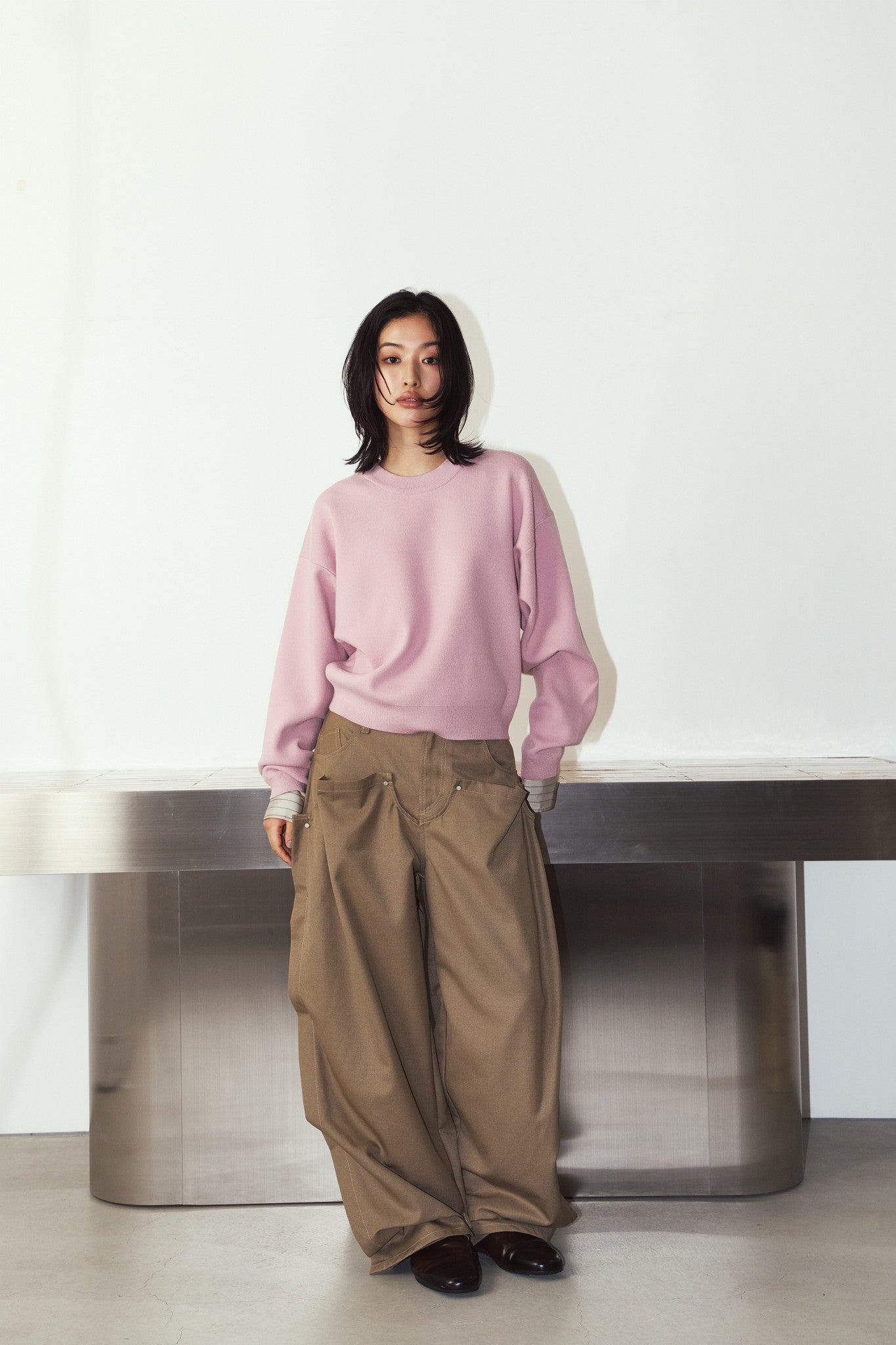 cling draped  pants(unisex)/brown